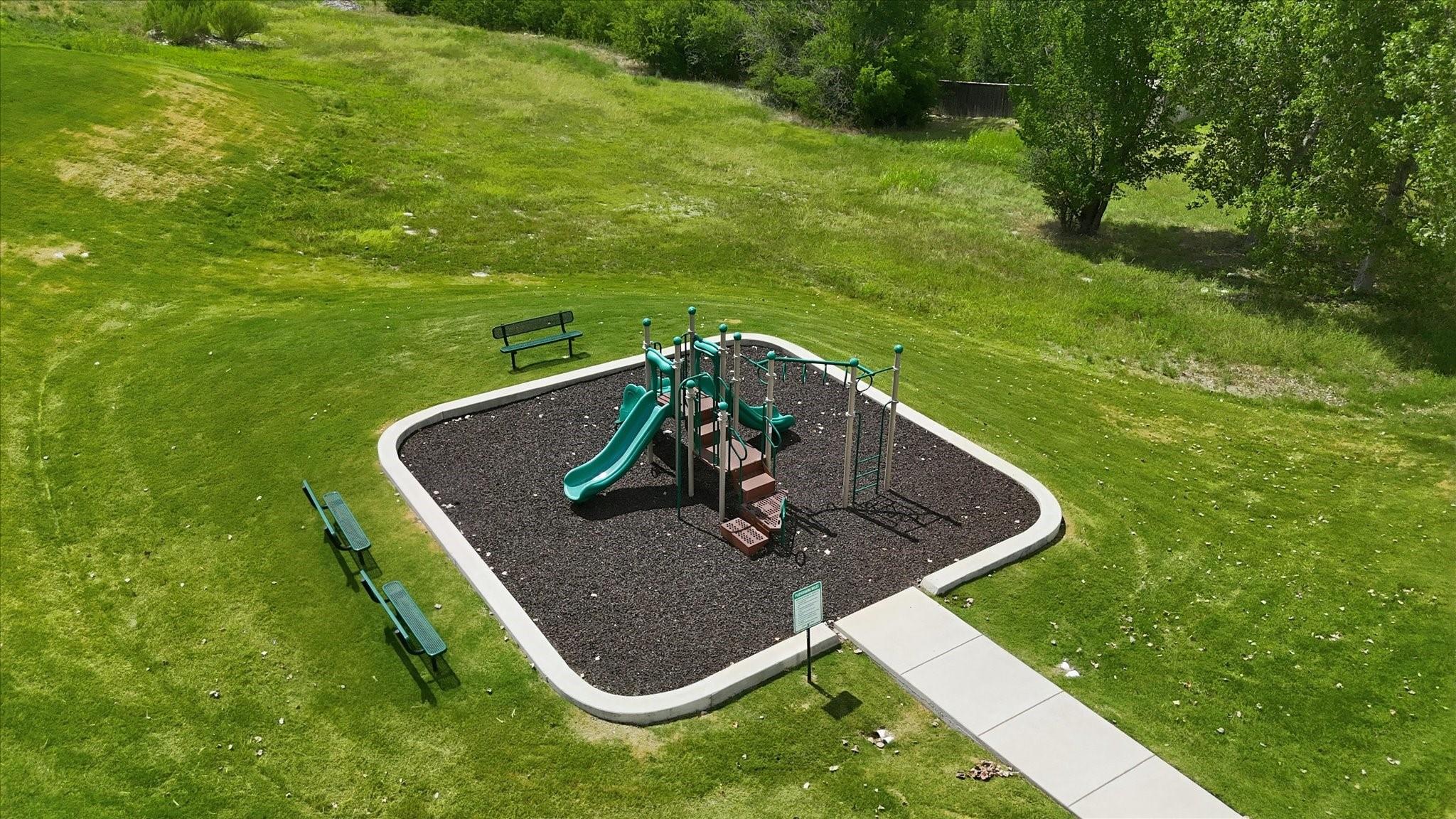 main property photo 37