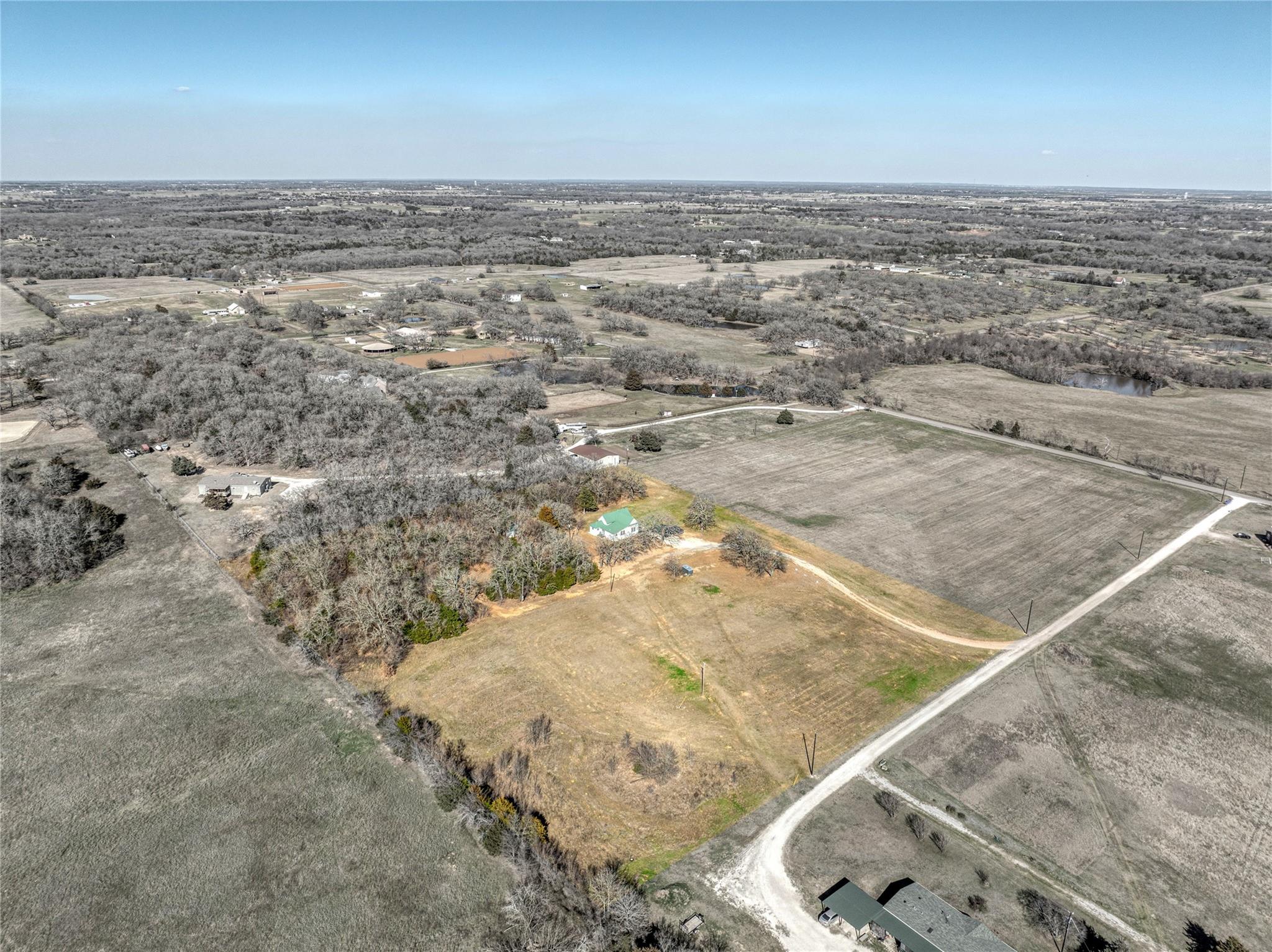 main property photo 35