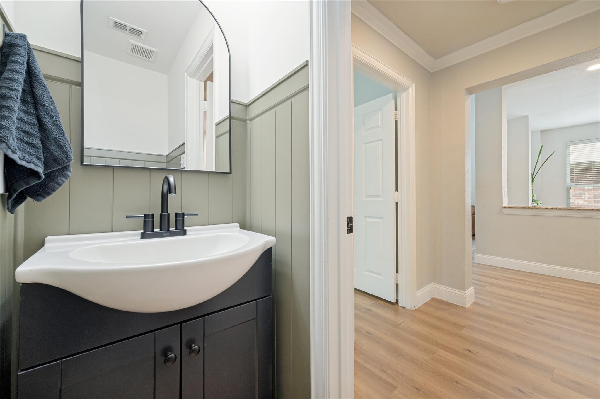property viewer photo 13