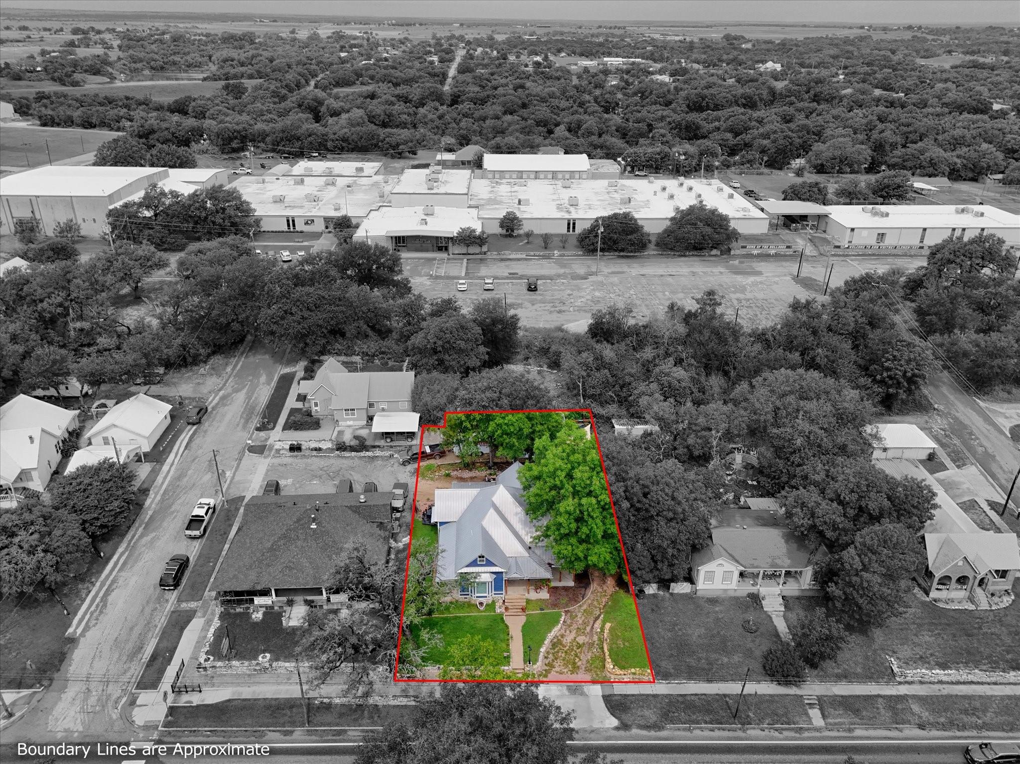 main property photo 26