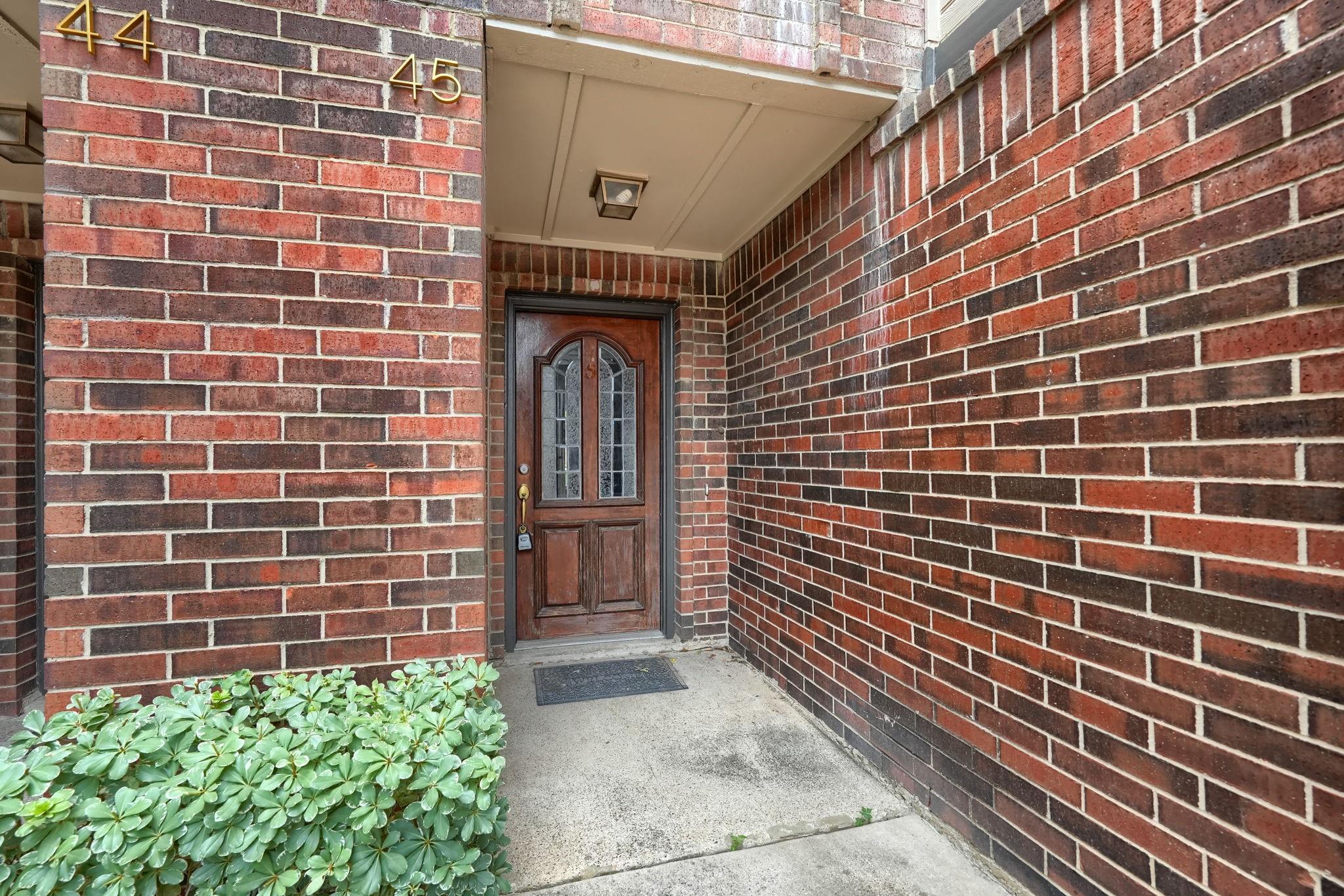 property viewer photo 2