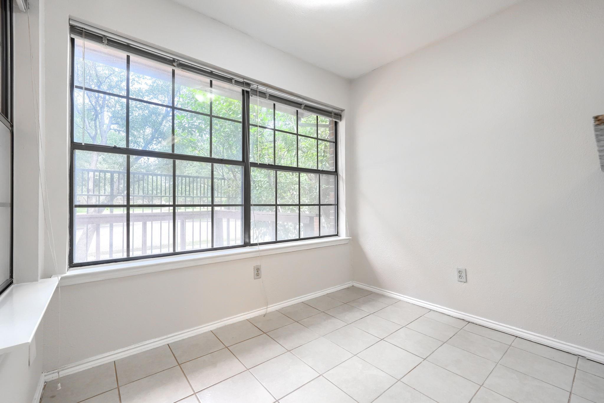 property viewer photo 9
