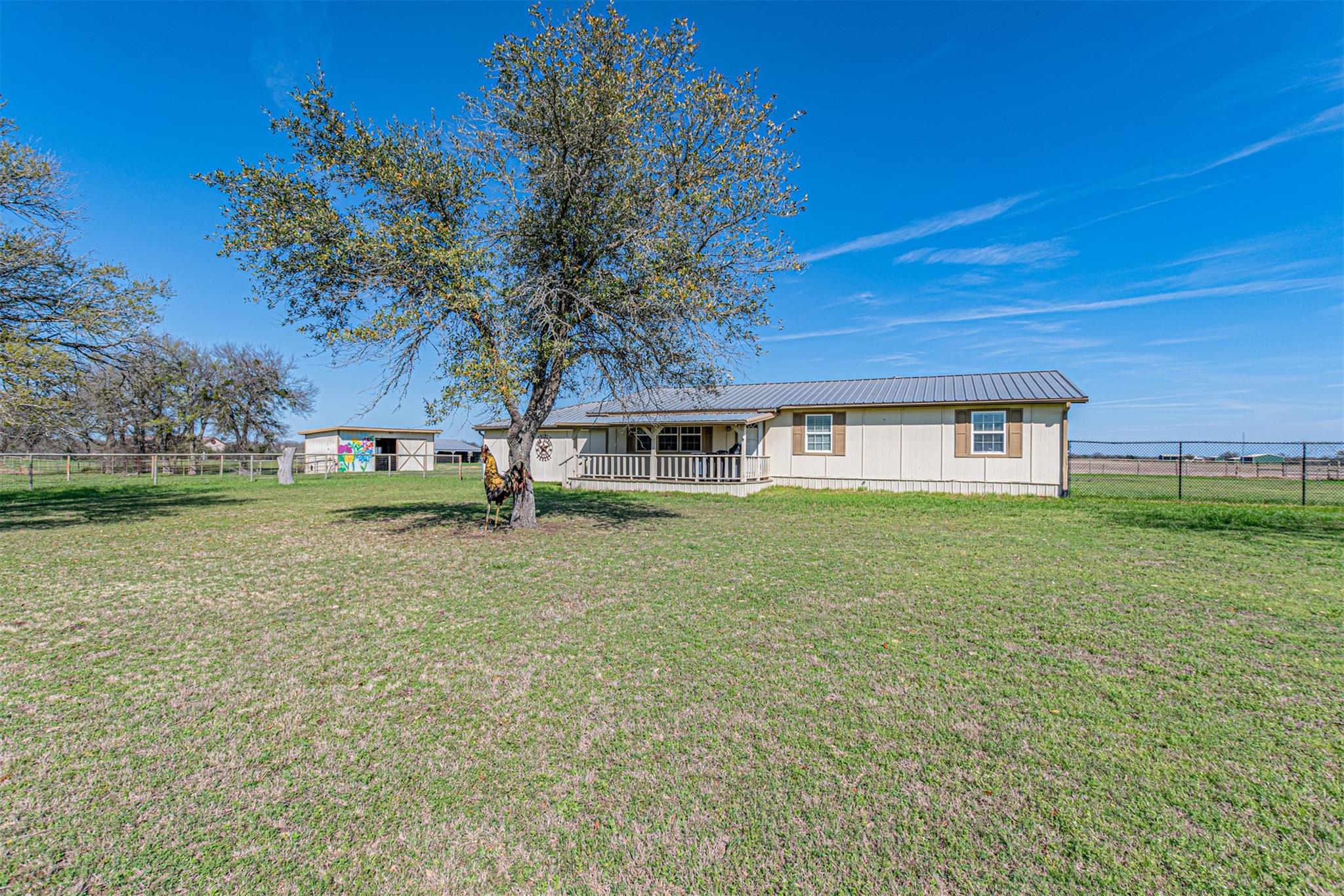 main property photo 15