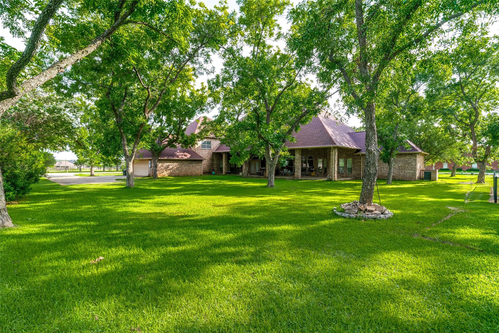 main property photo 35