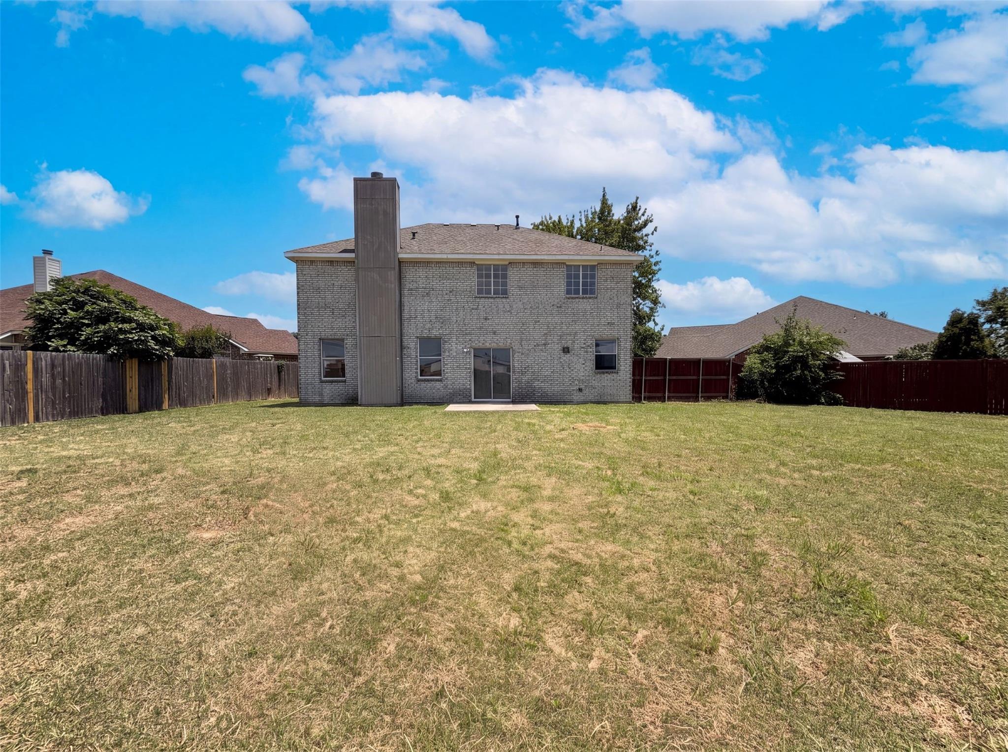 main property photo 13