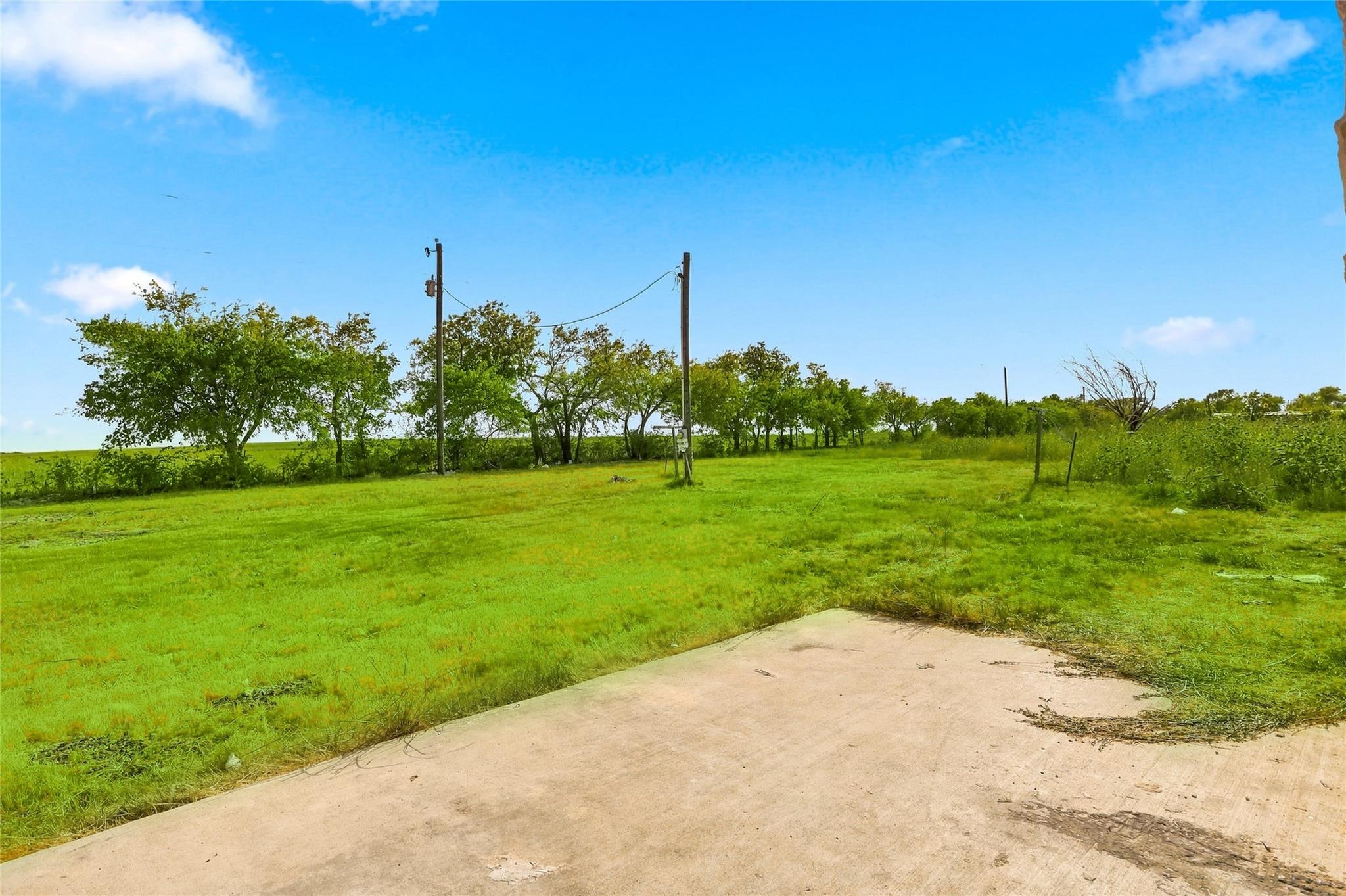 main property photo 17