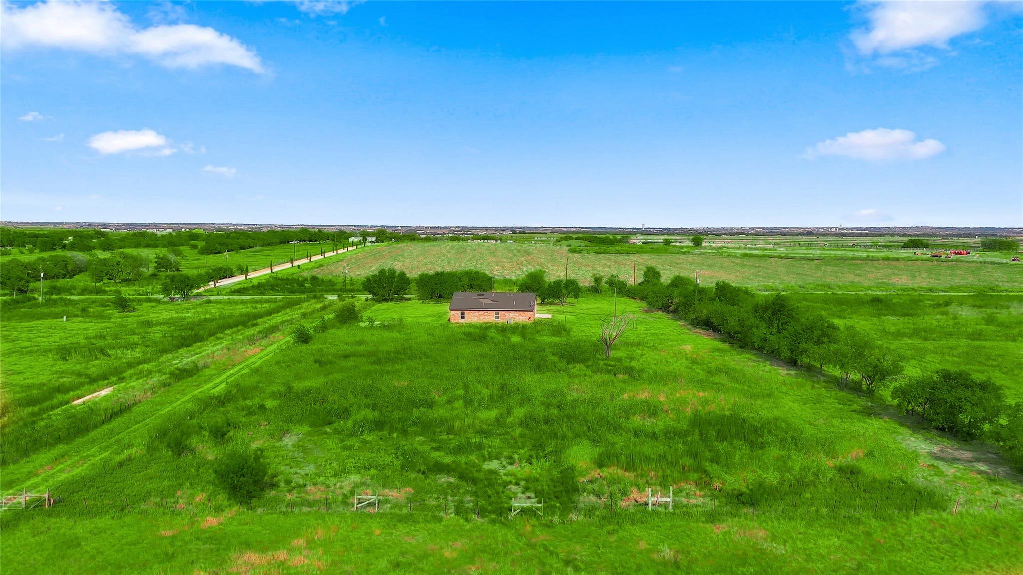 main property photo 23