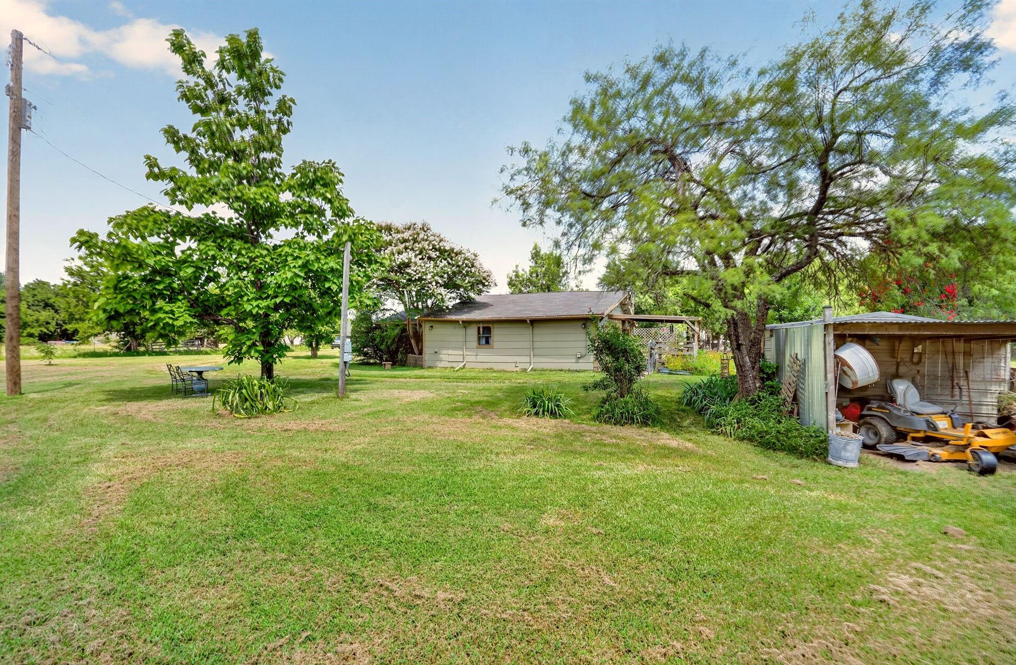 main property photo 26