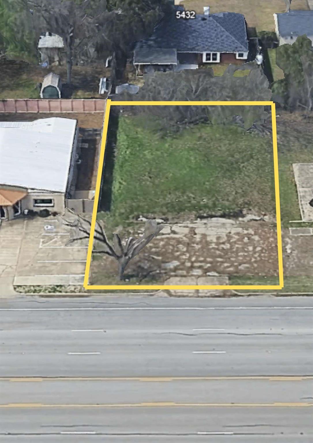 main property photo 4
