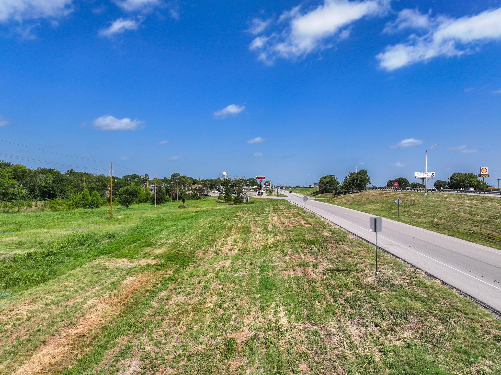 main property photo 26