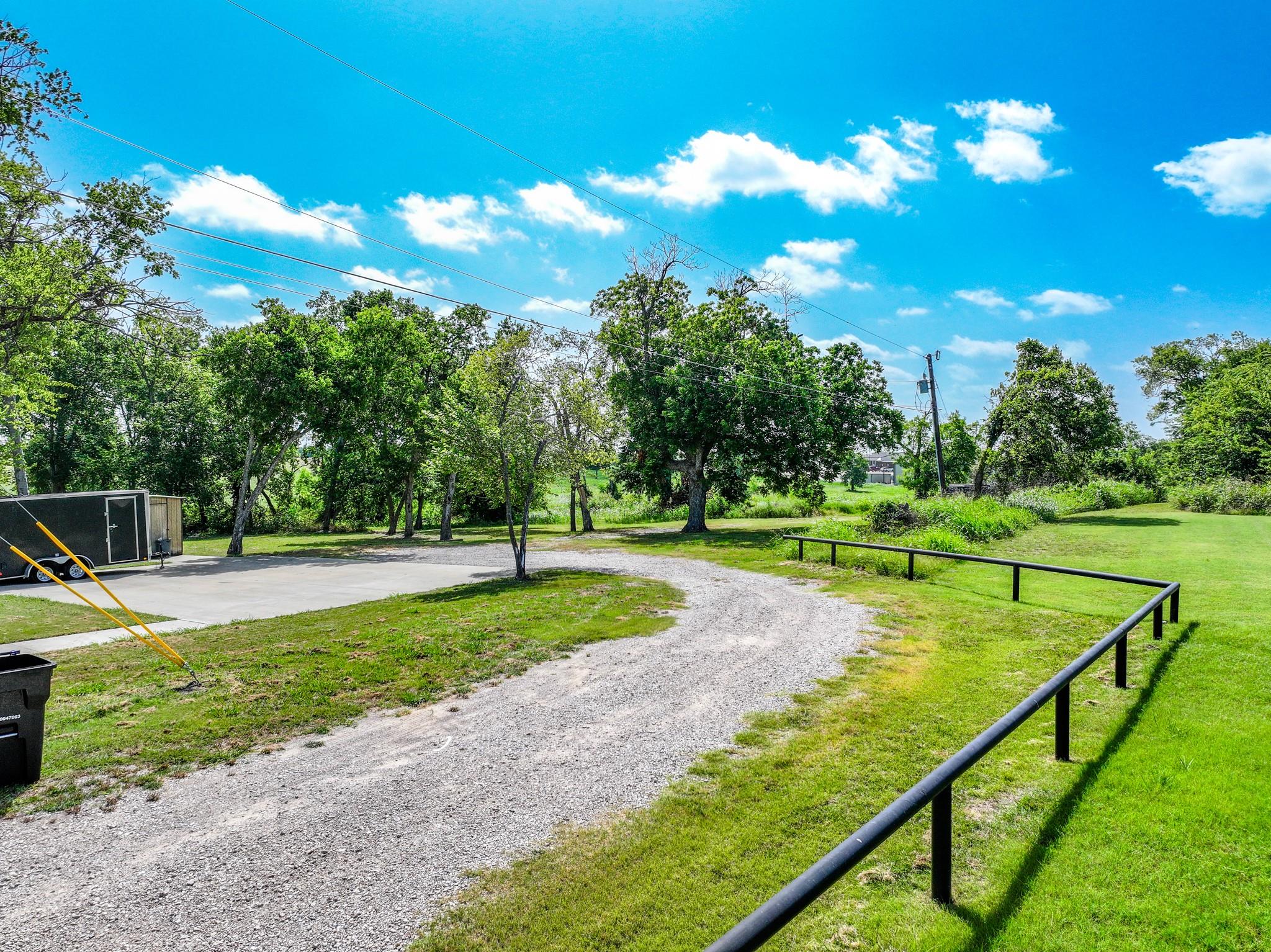 main property photo 36