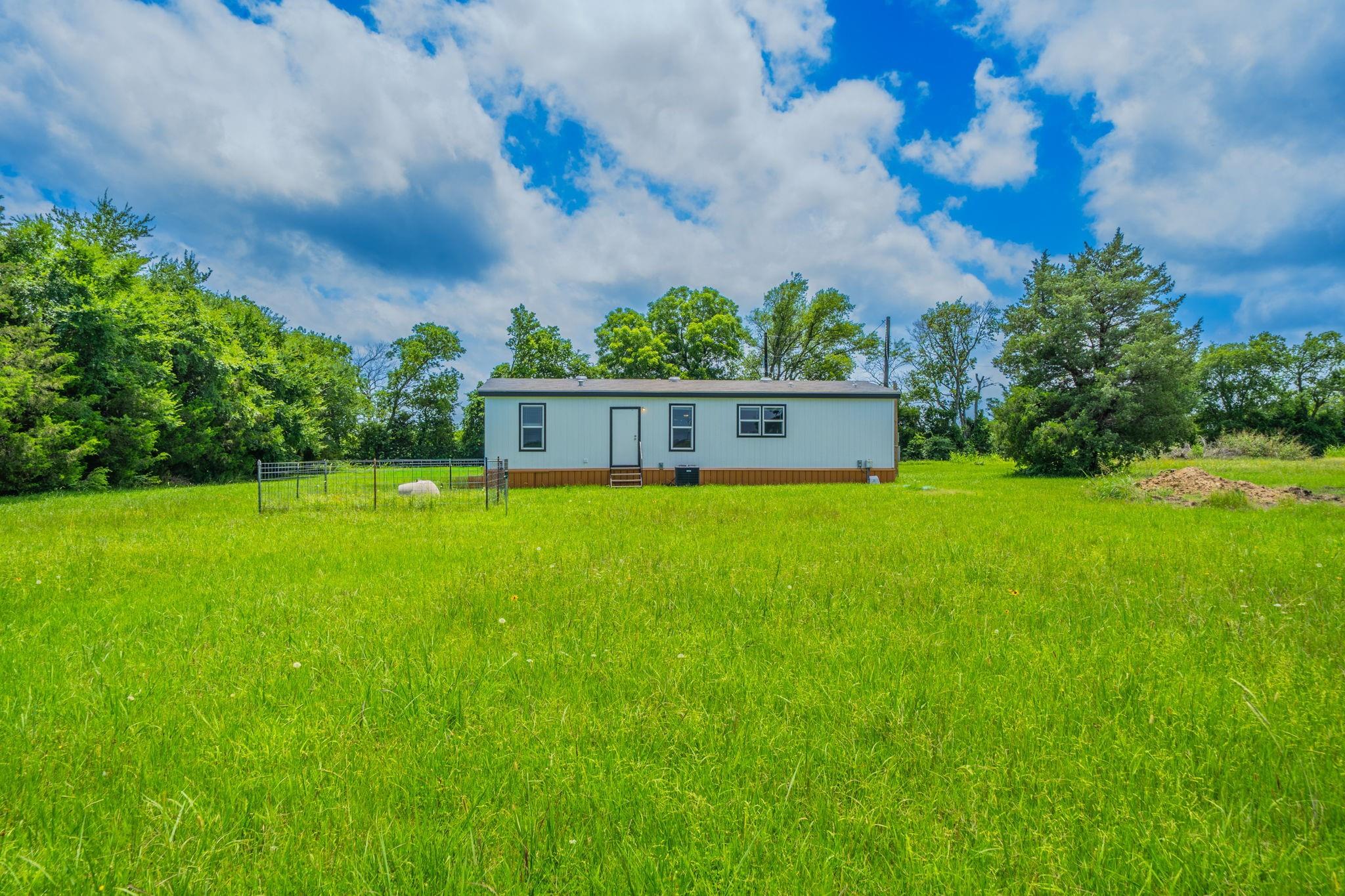 main property photo 22