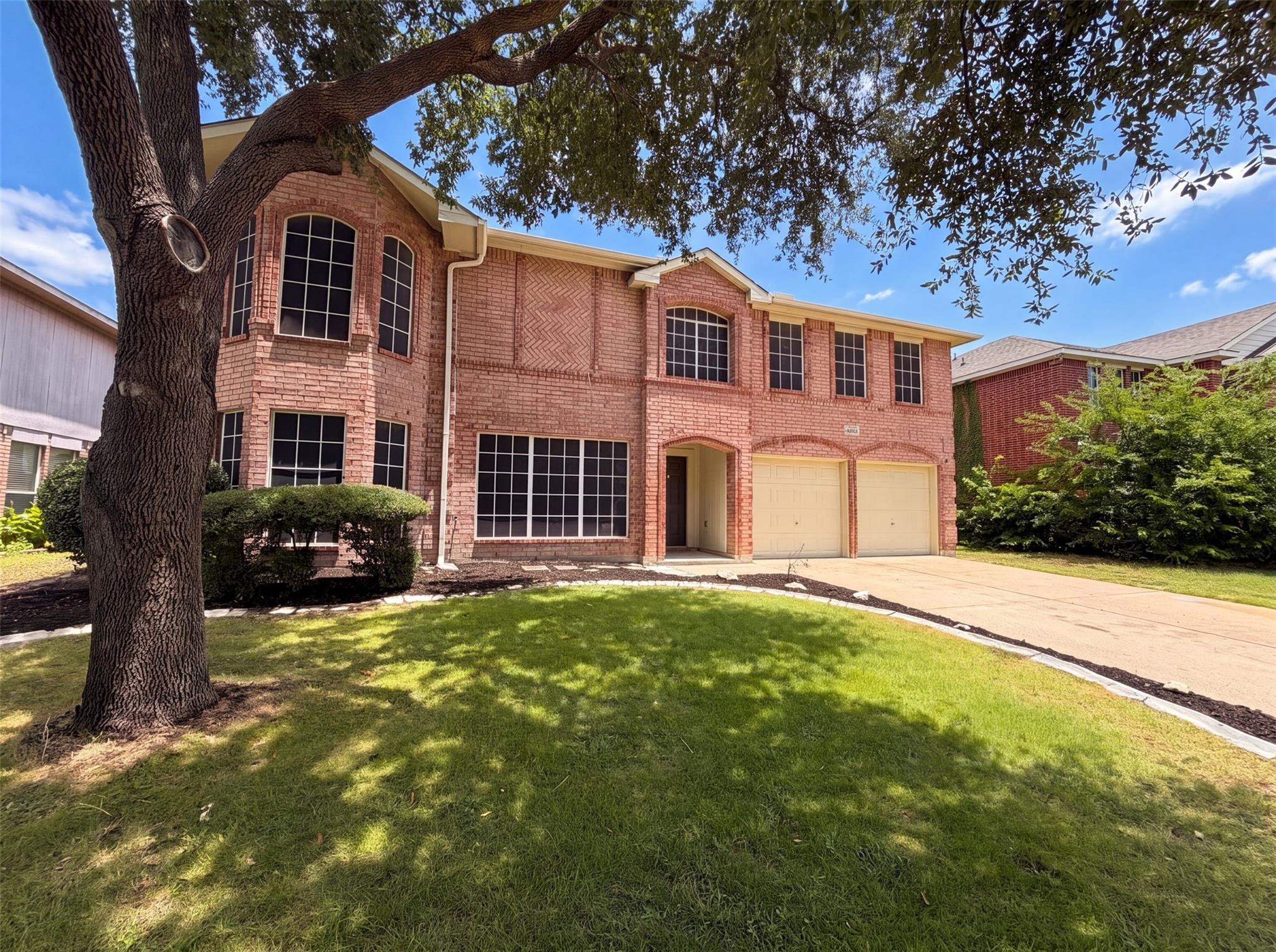 main property photo 29