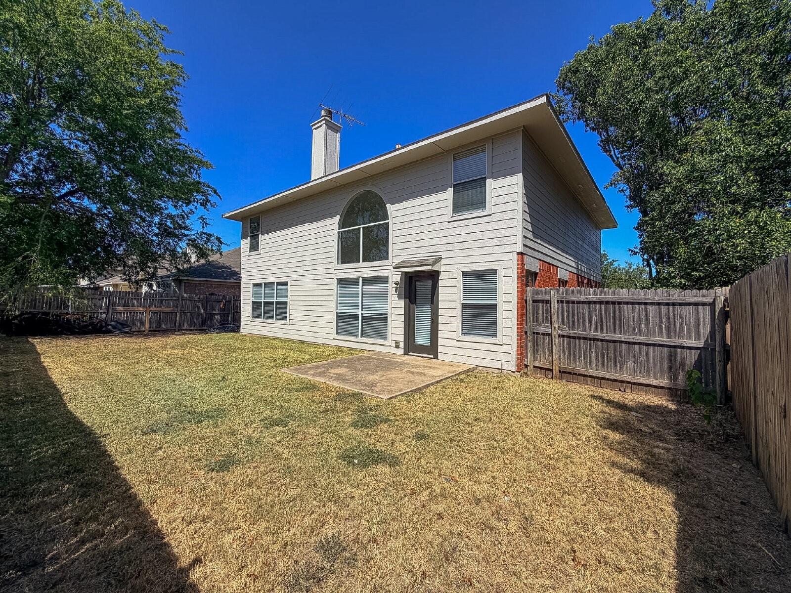 main property photo 37