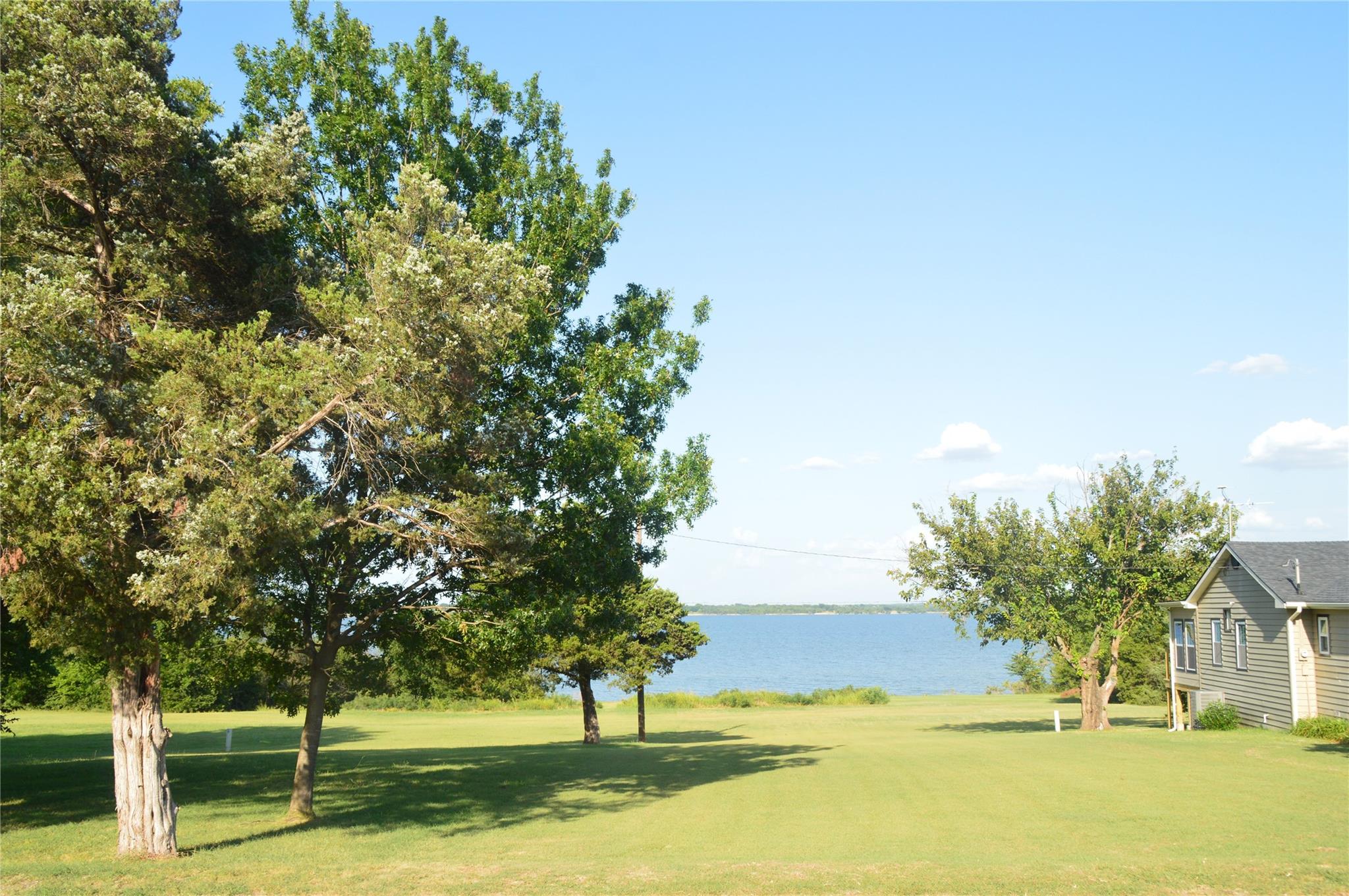 main property photo 34