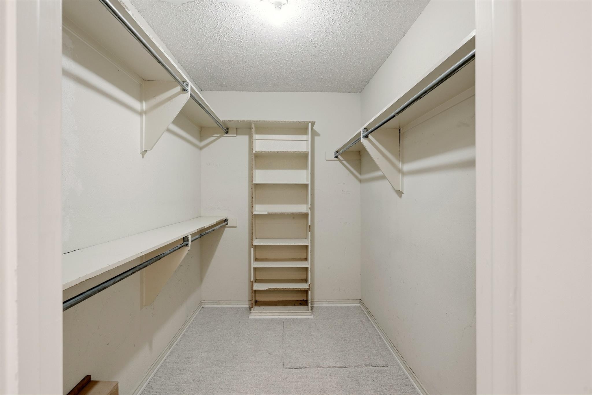 property viewer photo 27
