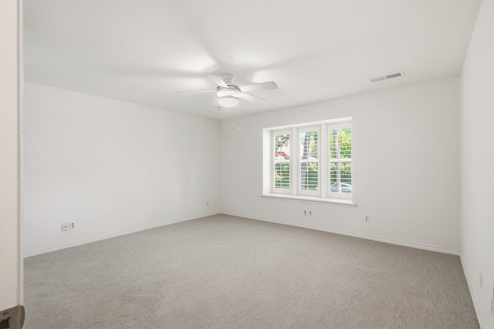 property viewer photo 31