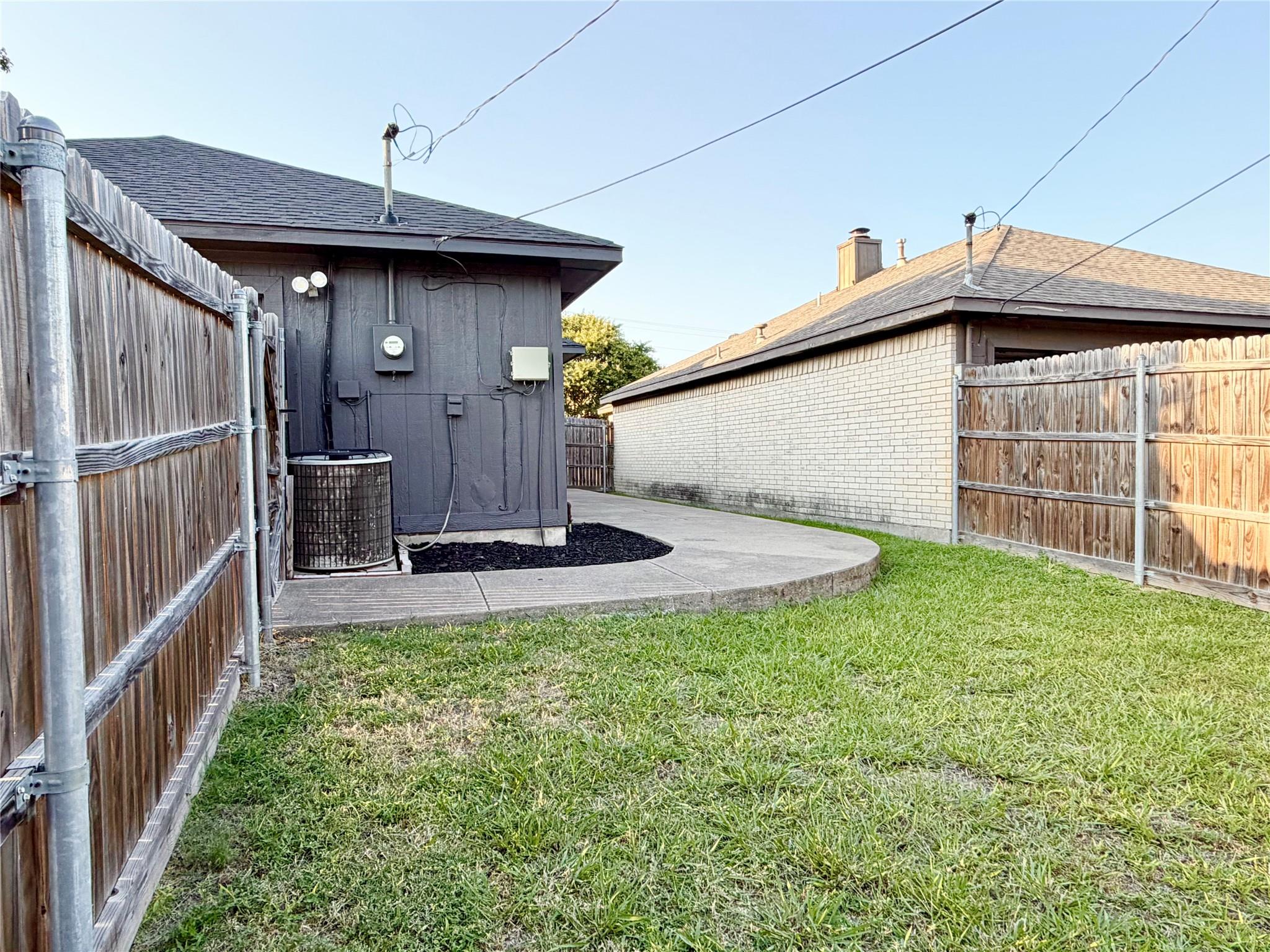 main property photo 23