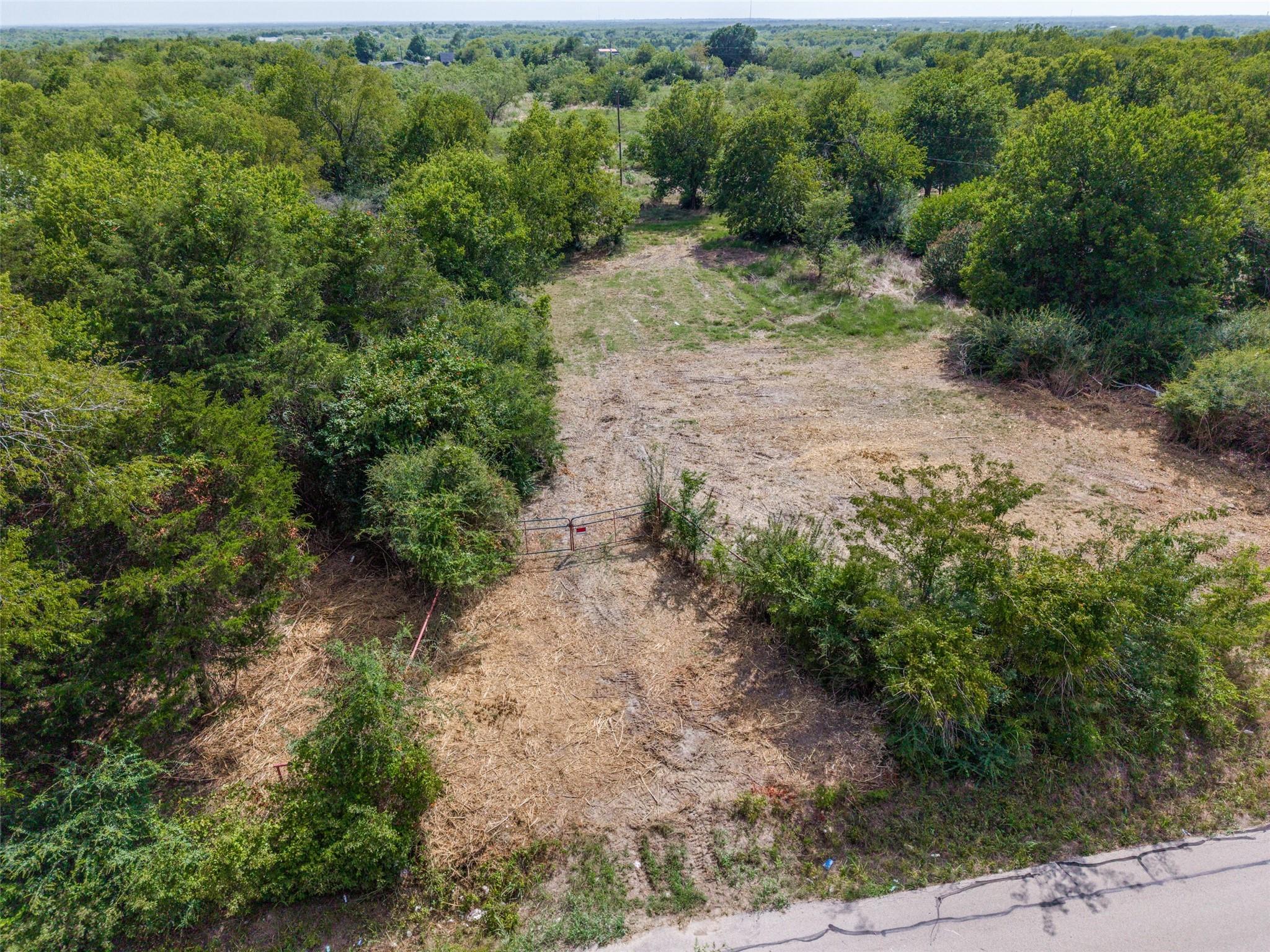 main property photo 13