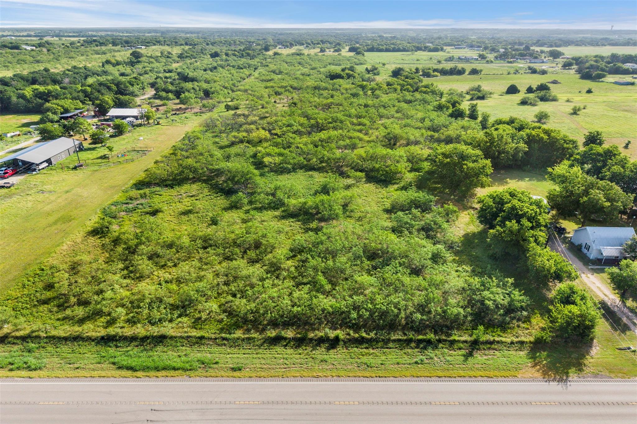 main property photo 5