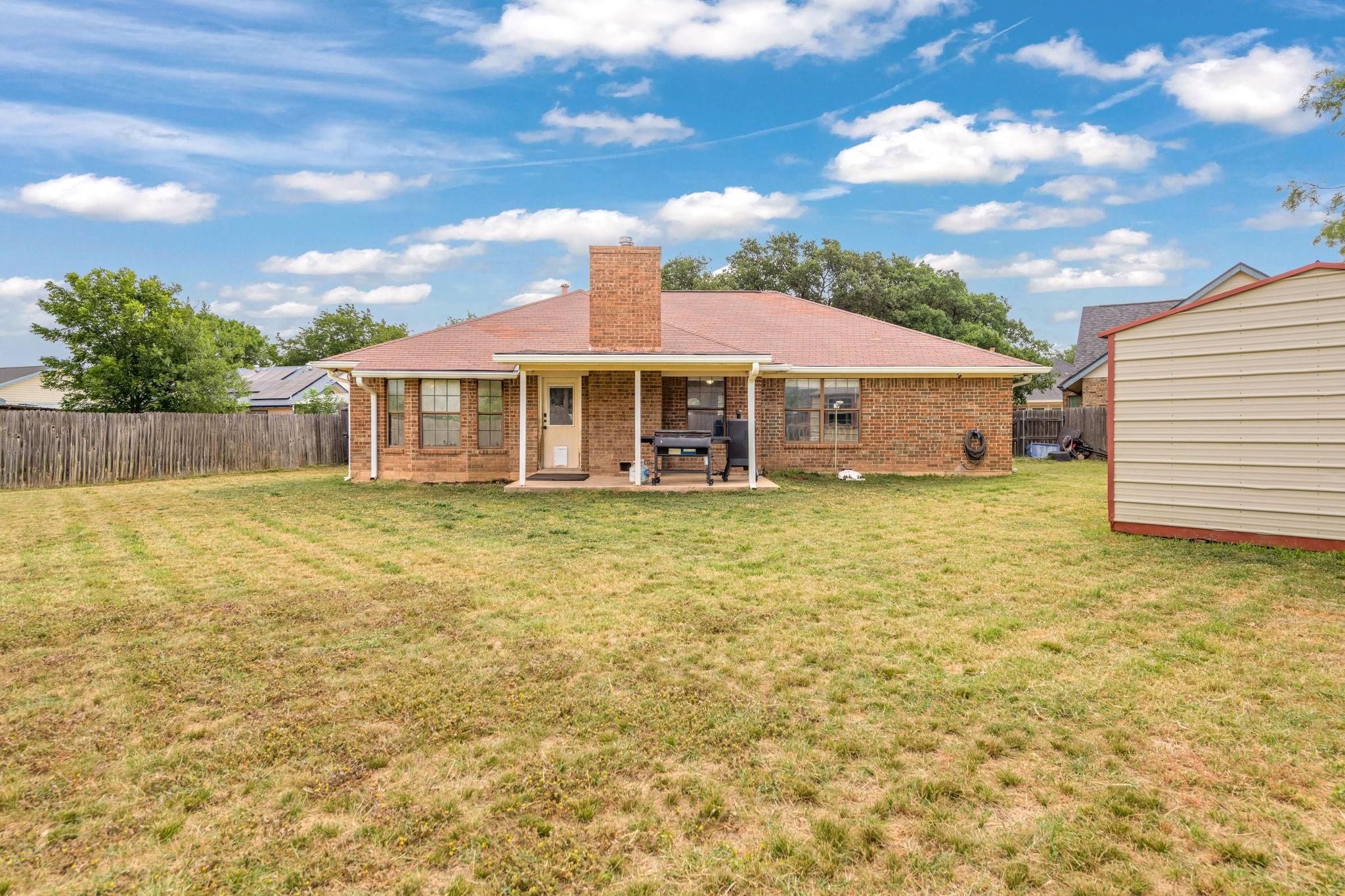 main property photo 34