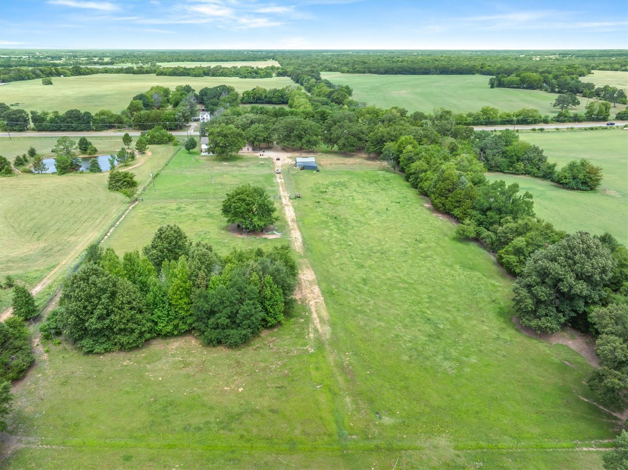 main property photo 39