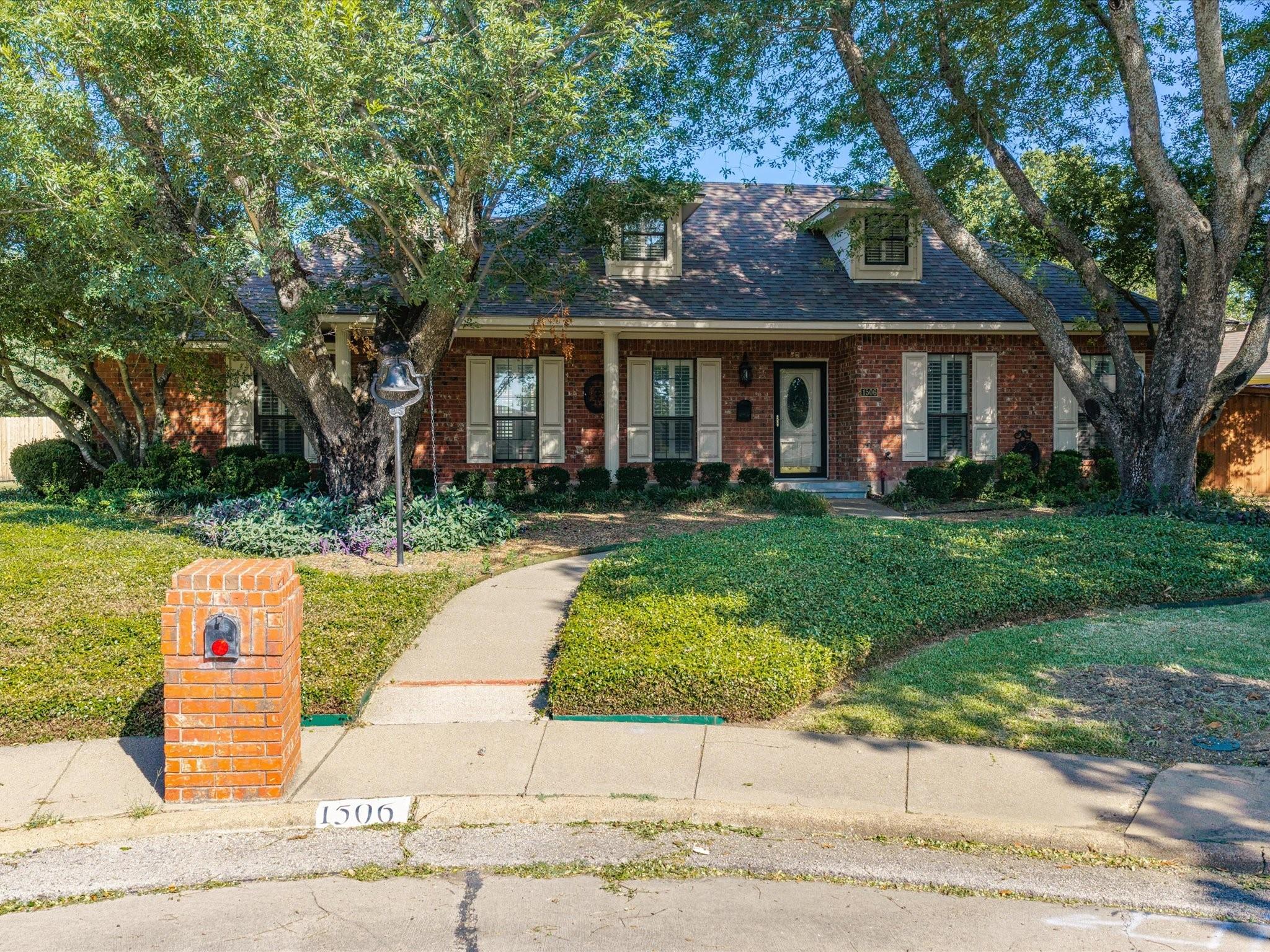 main property photo 2