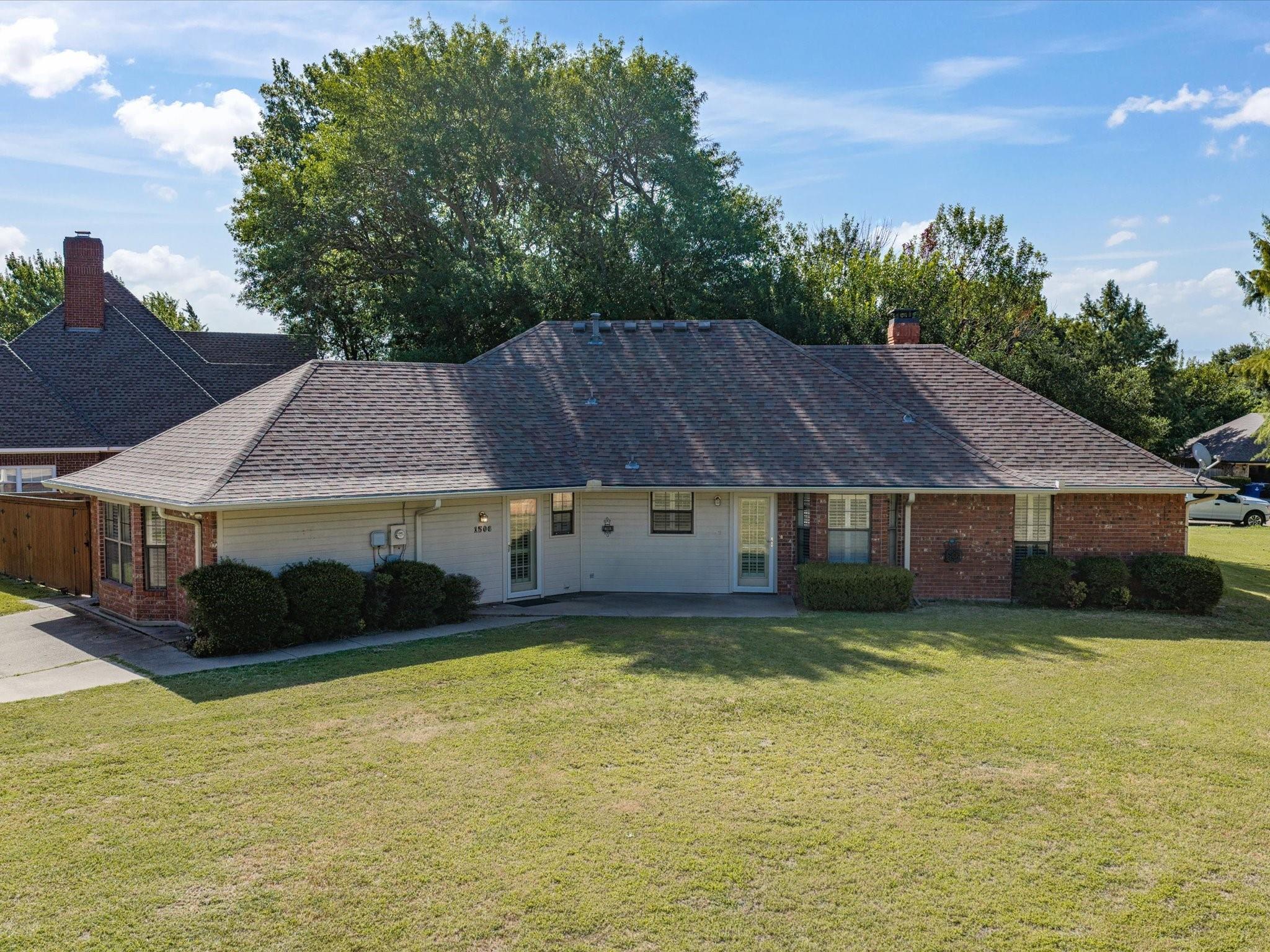 main property photo 32