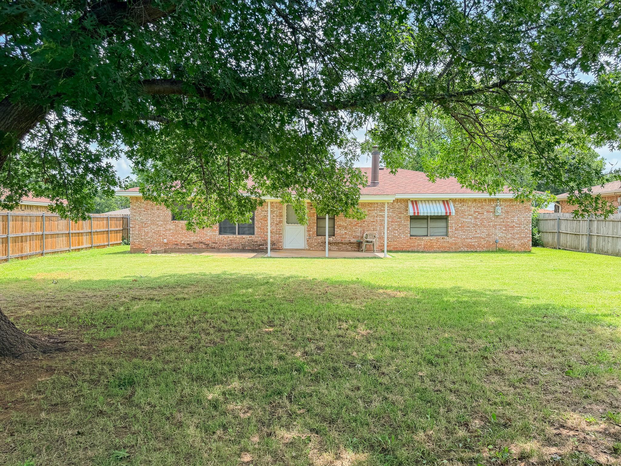 main property photo 25