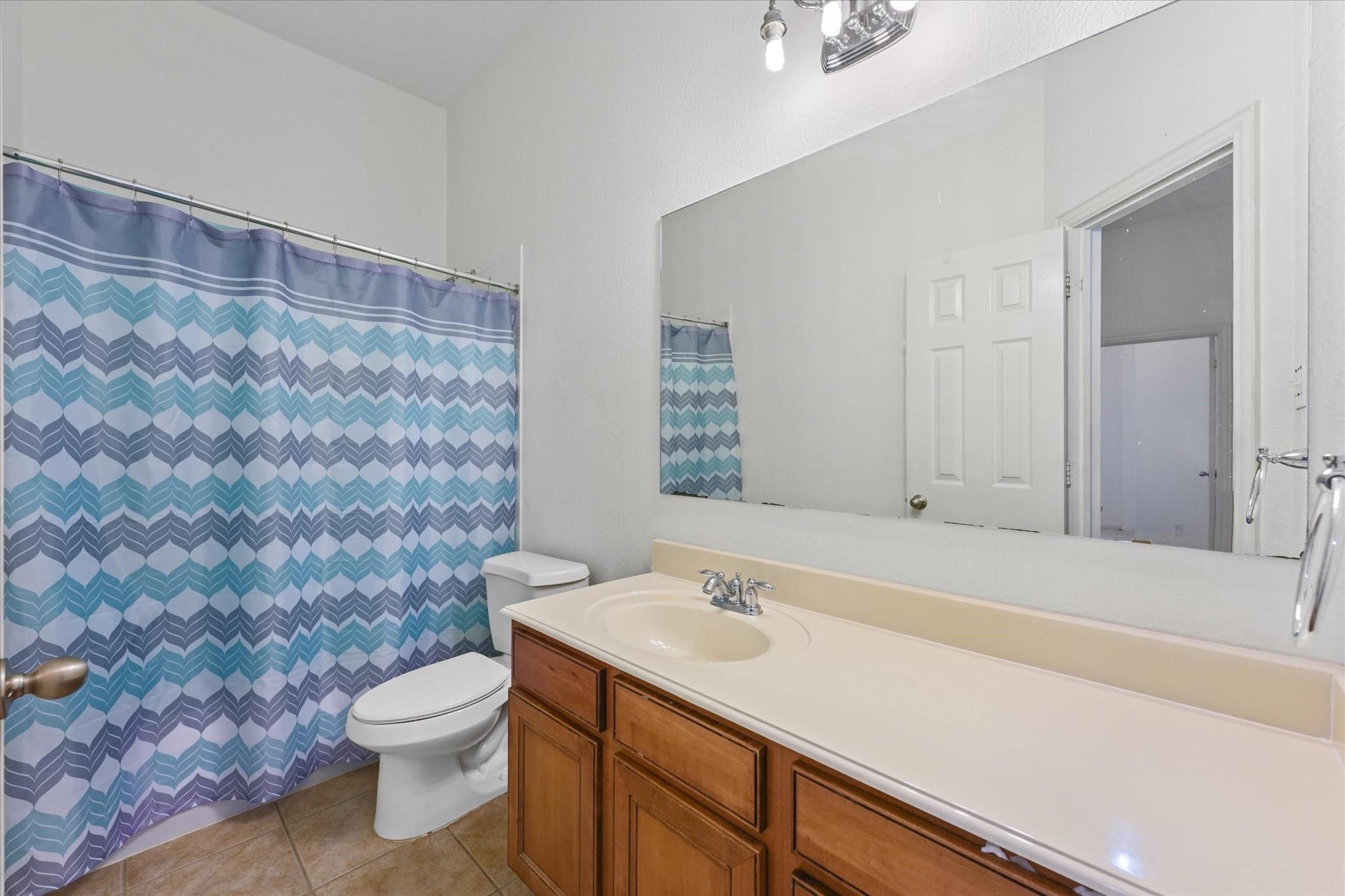 main property photo 16