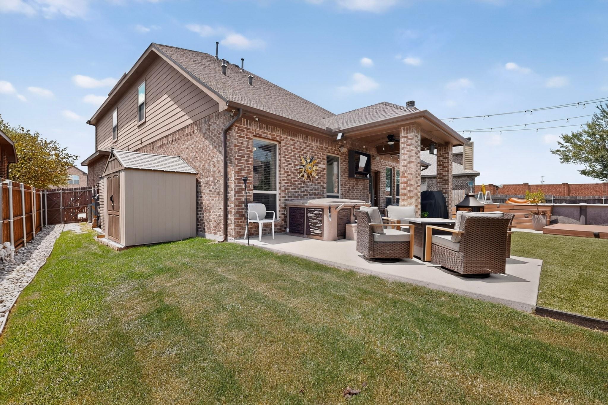 main property photo 33