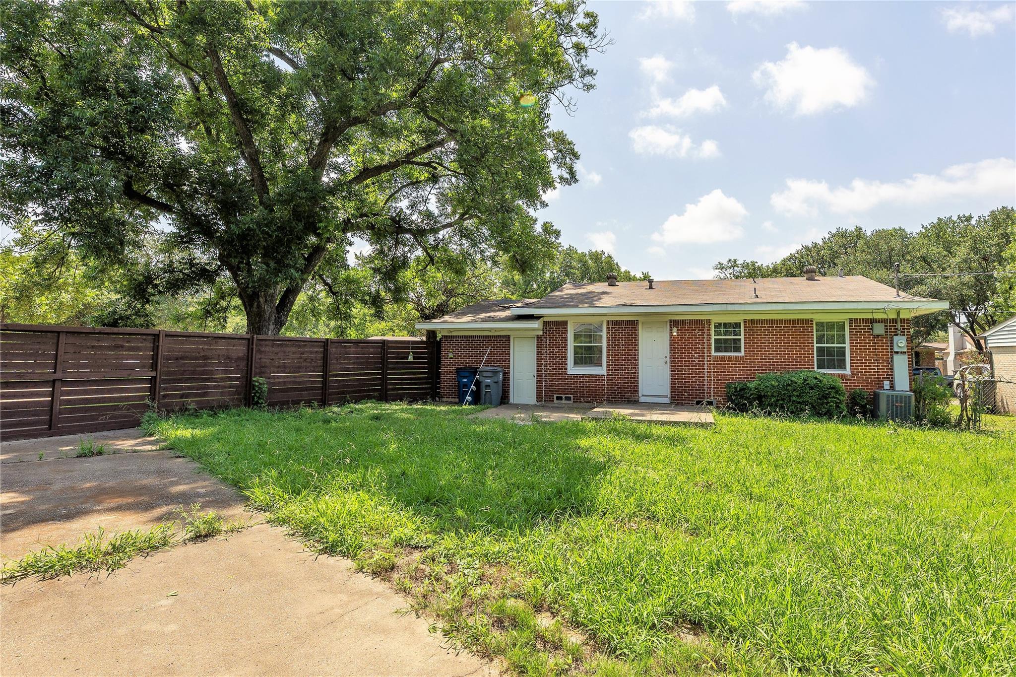 main property photo 21