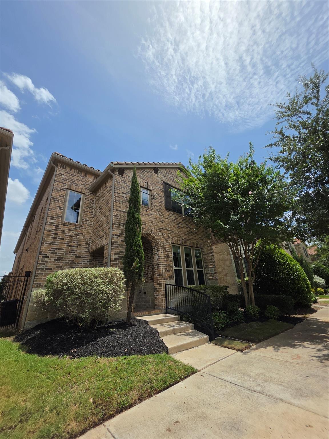 main property photo 29