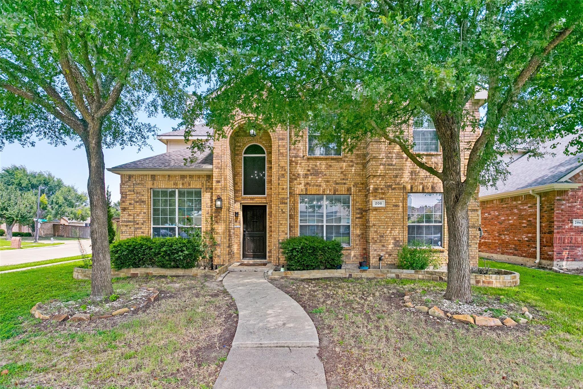main property photo 14