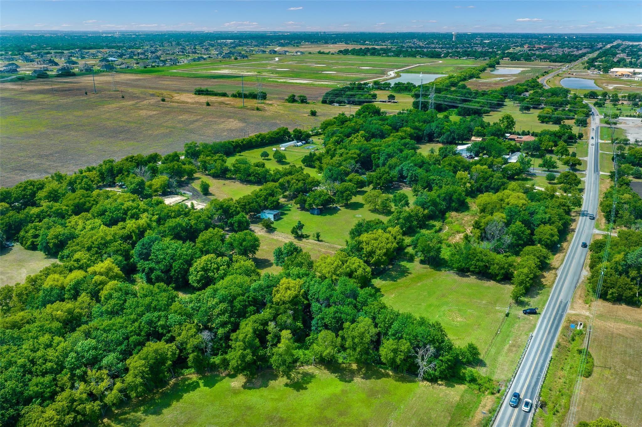 main property photo 3