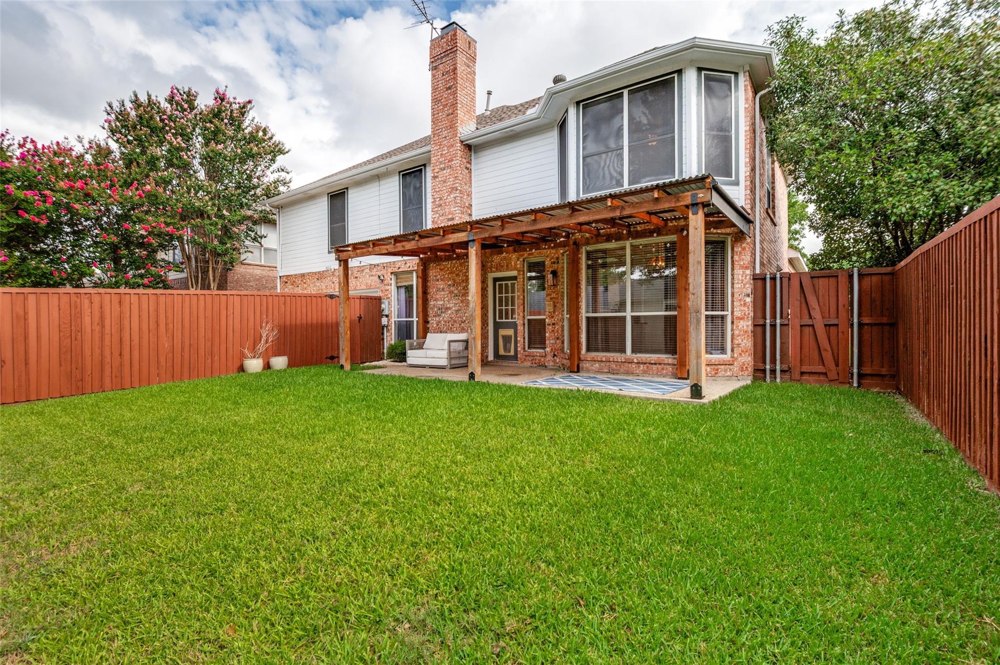 main property photo 24