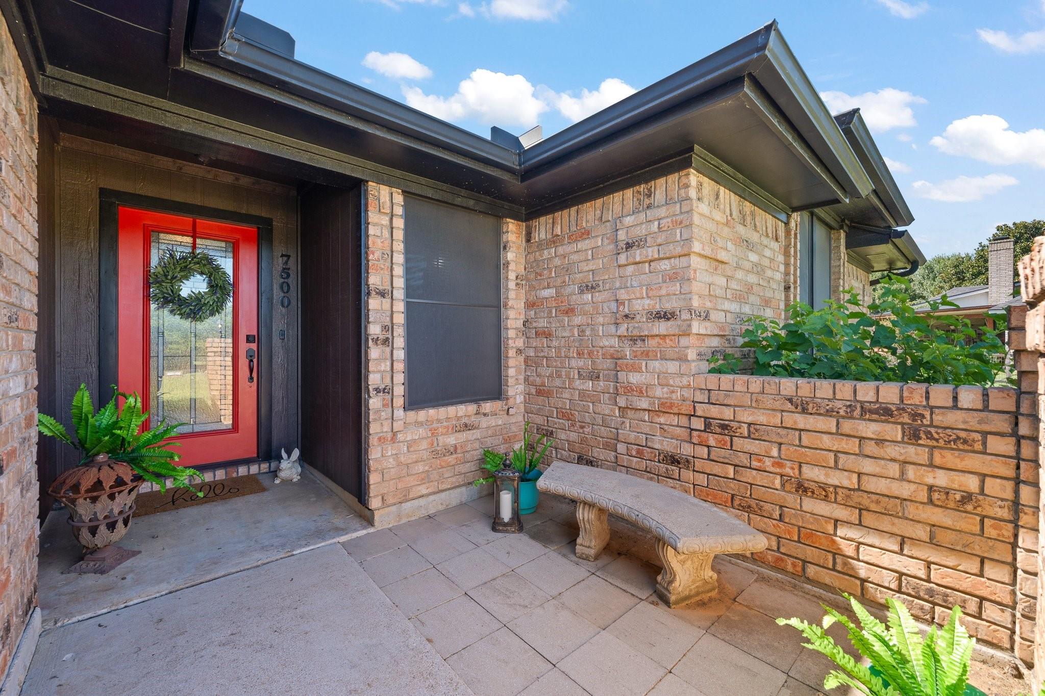 main property photo 7