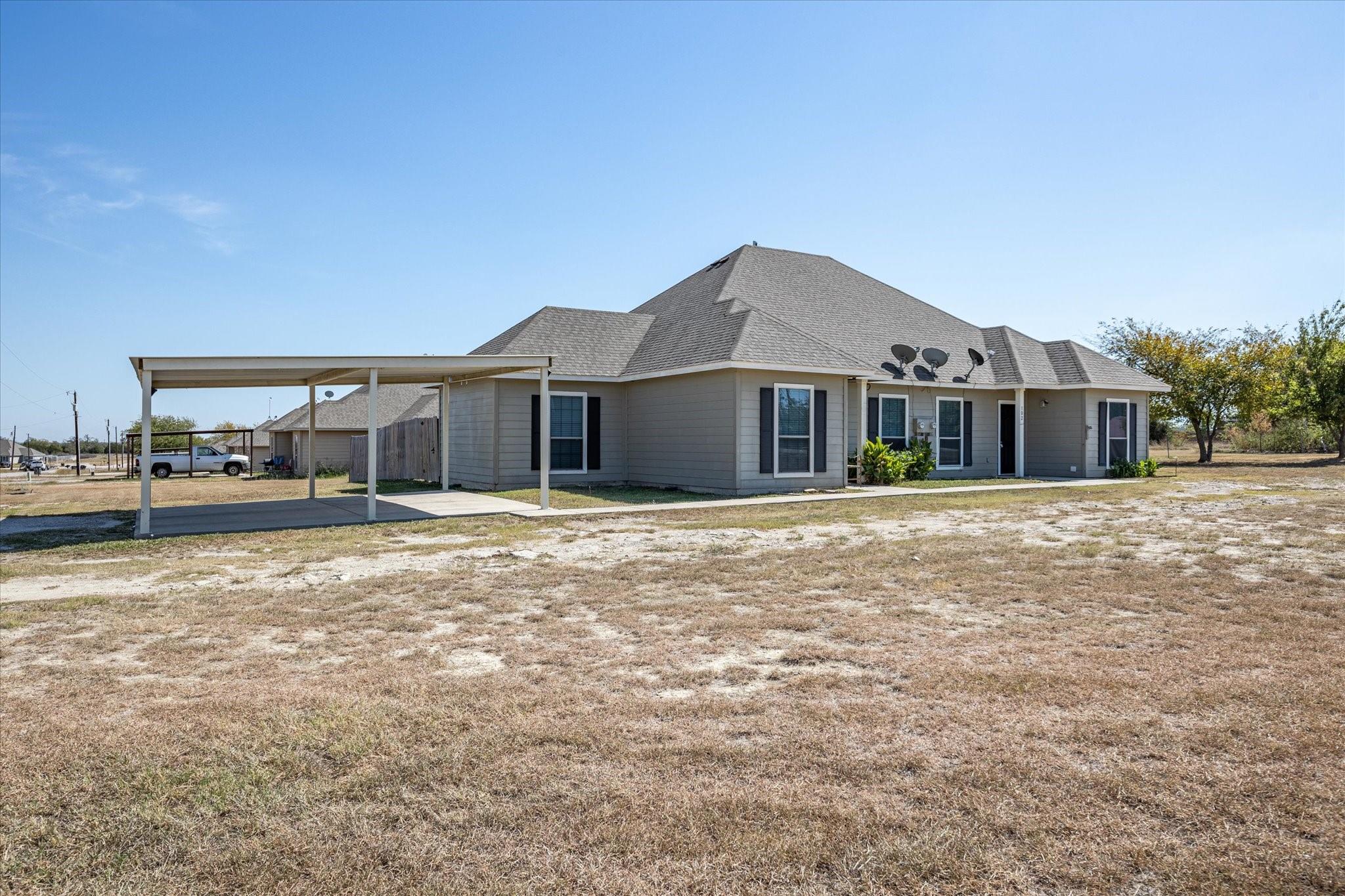 main property photo 2