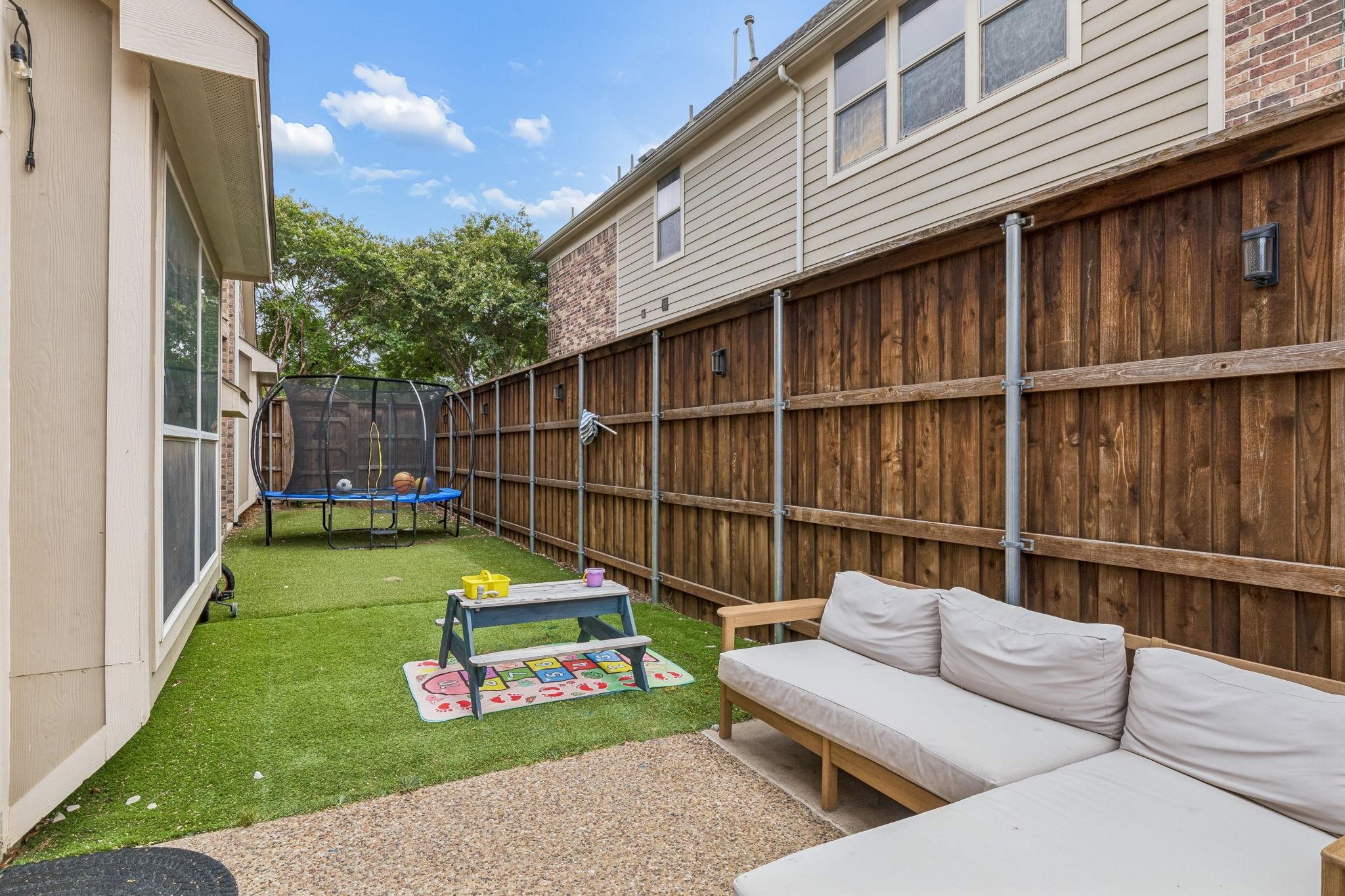 main property photo 32