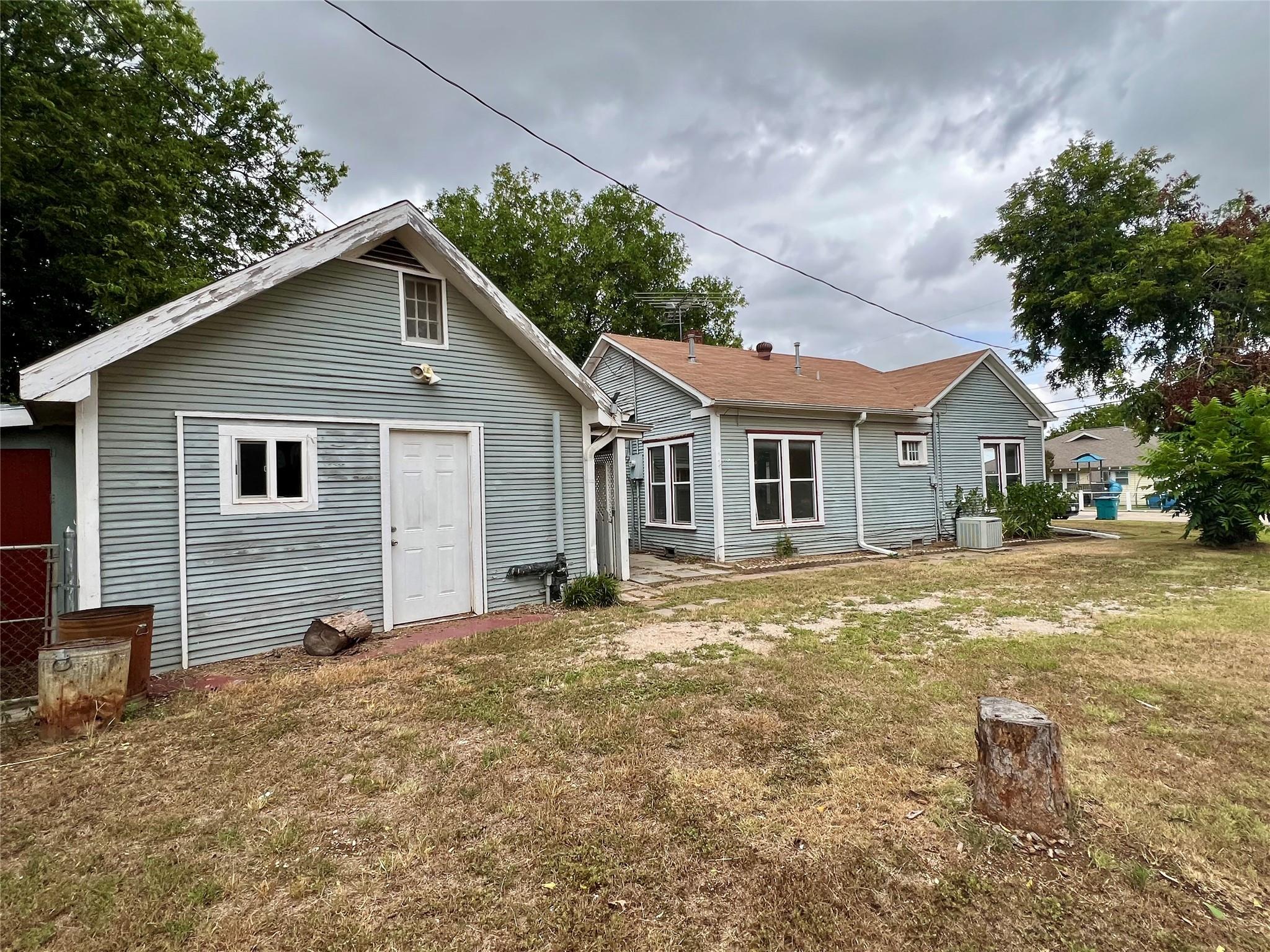 main property photo 2