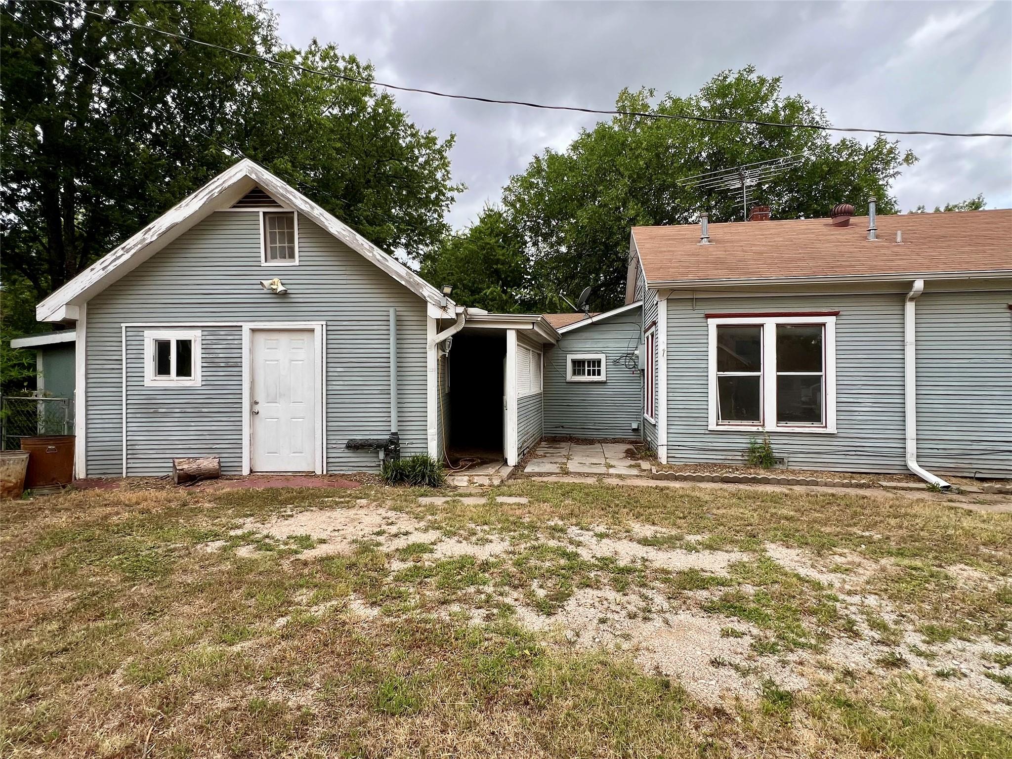 main property photo 3
