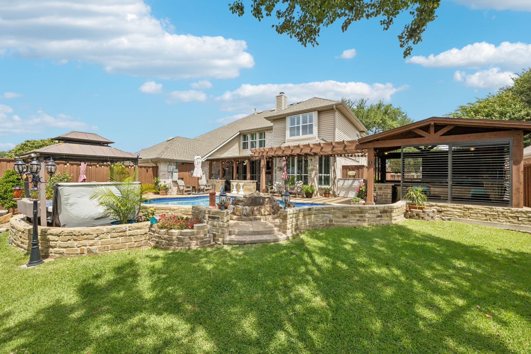 main property photo 32
