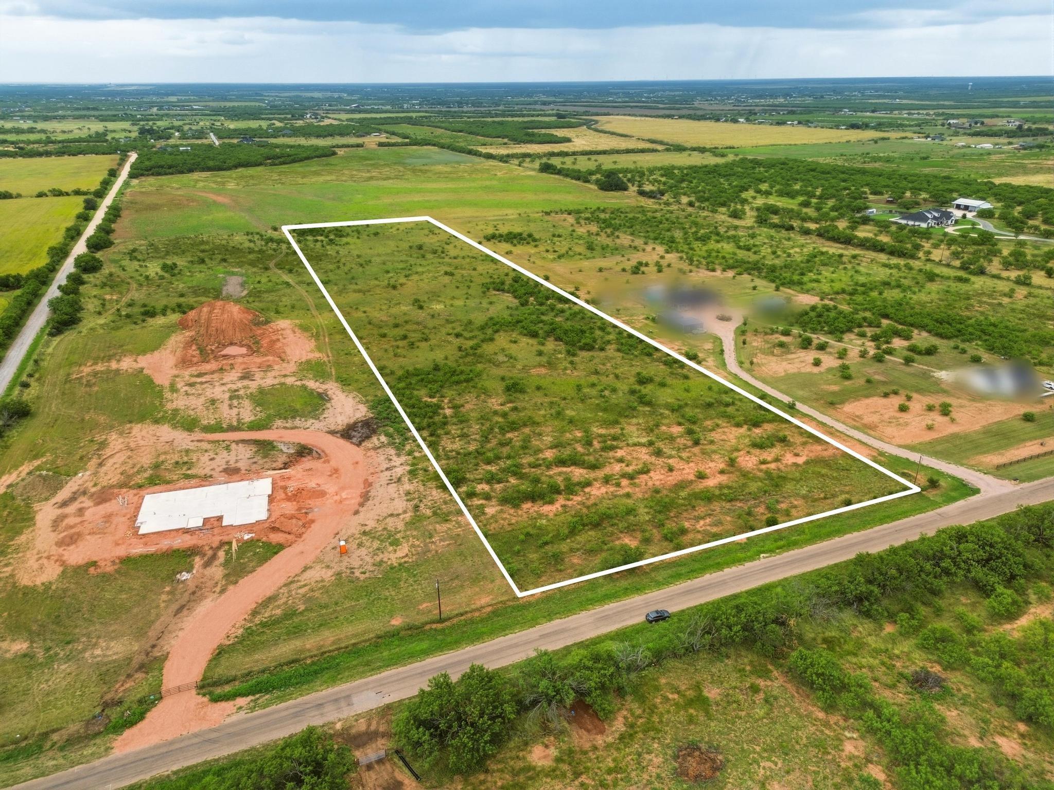 main property photo 9