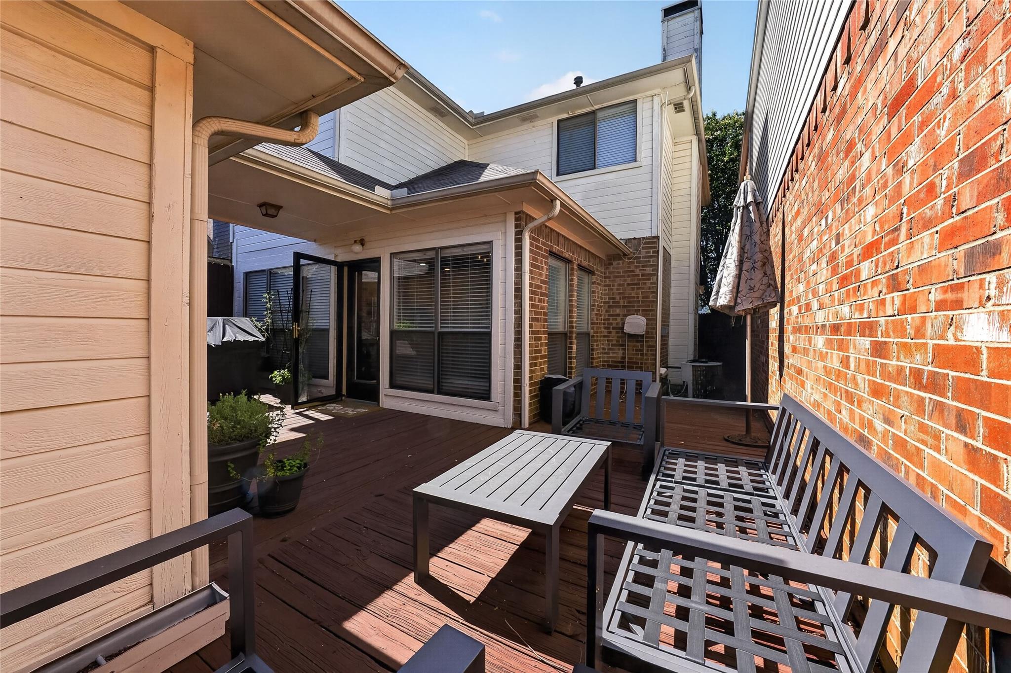 main property photo 24