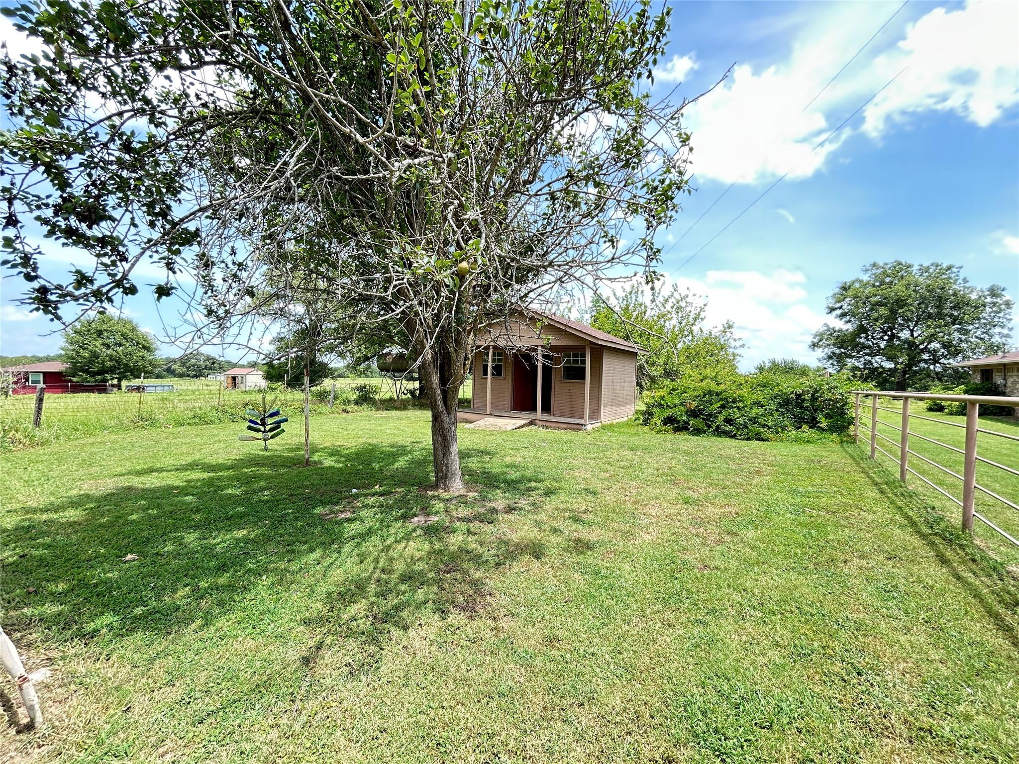 main property photo 34