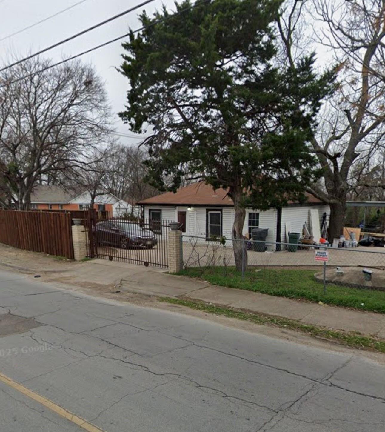 main property photo 3