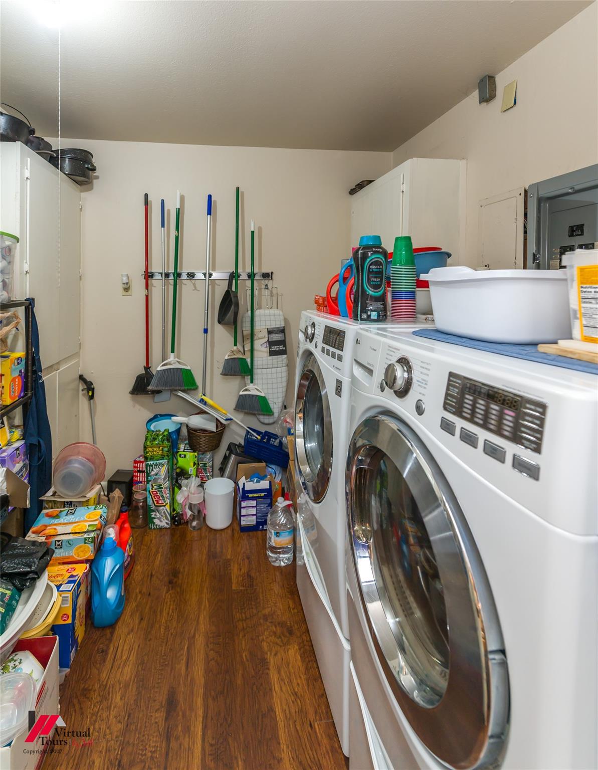 property viewer photo 16
