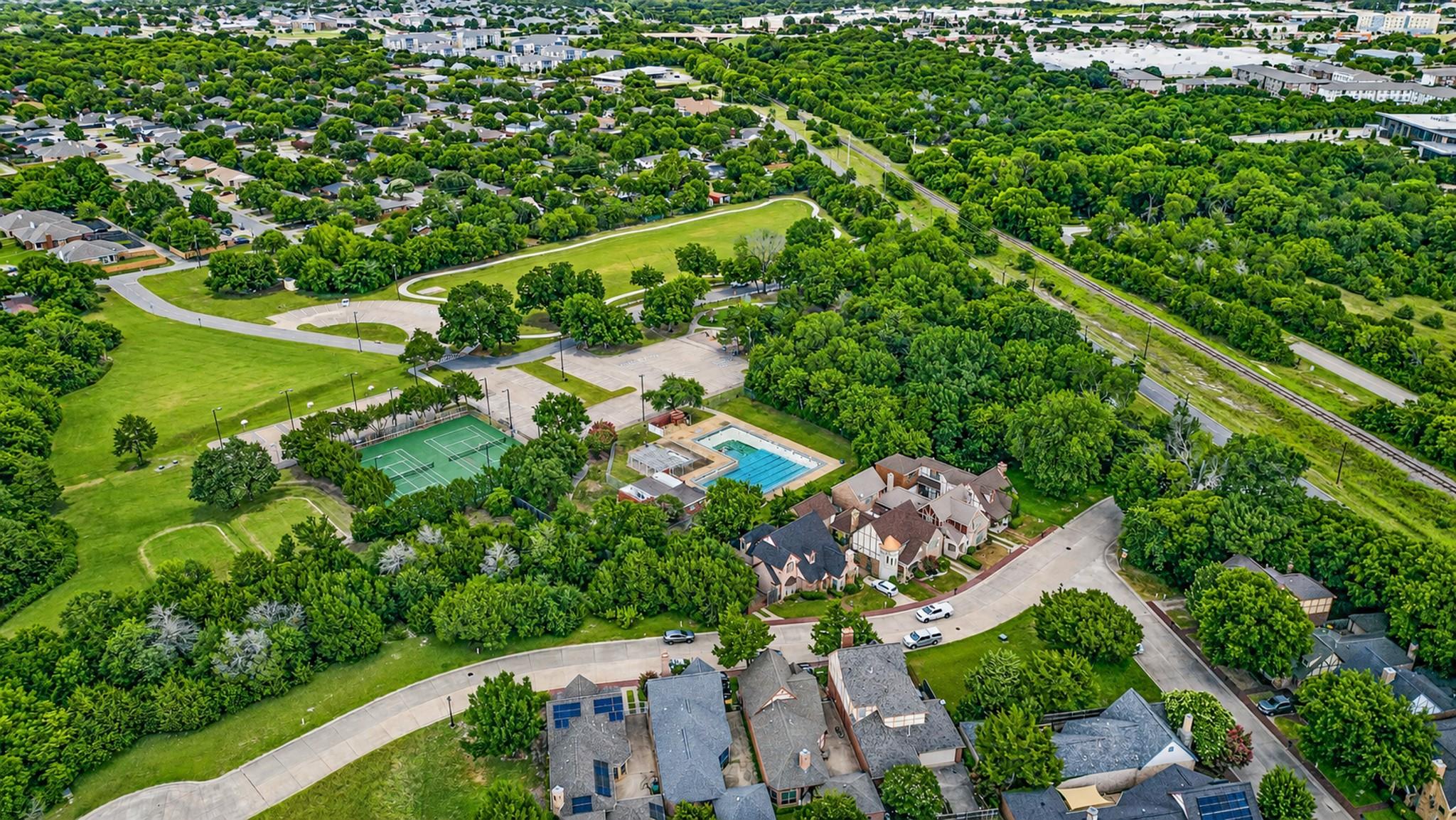 main property photo 24