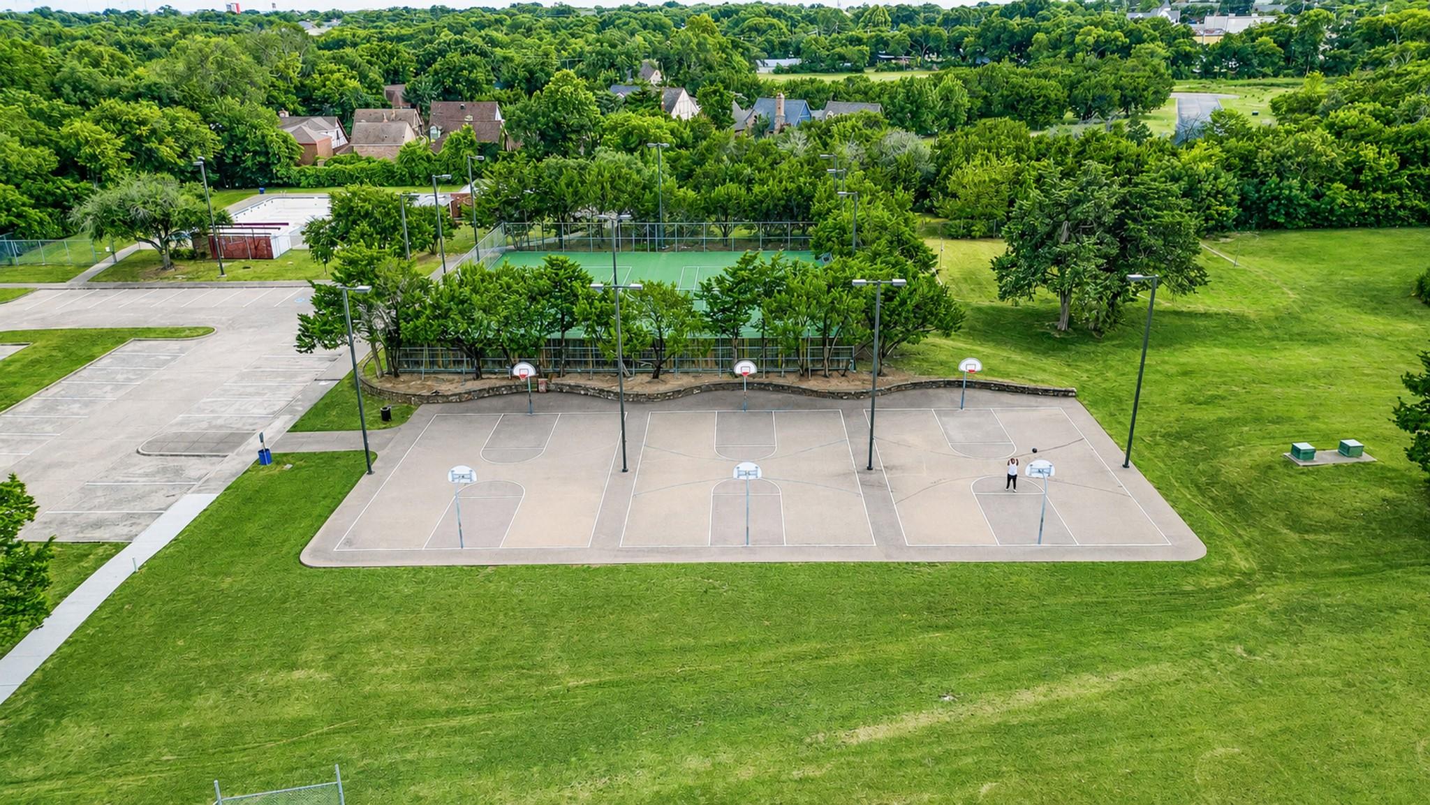 main property photo 26