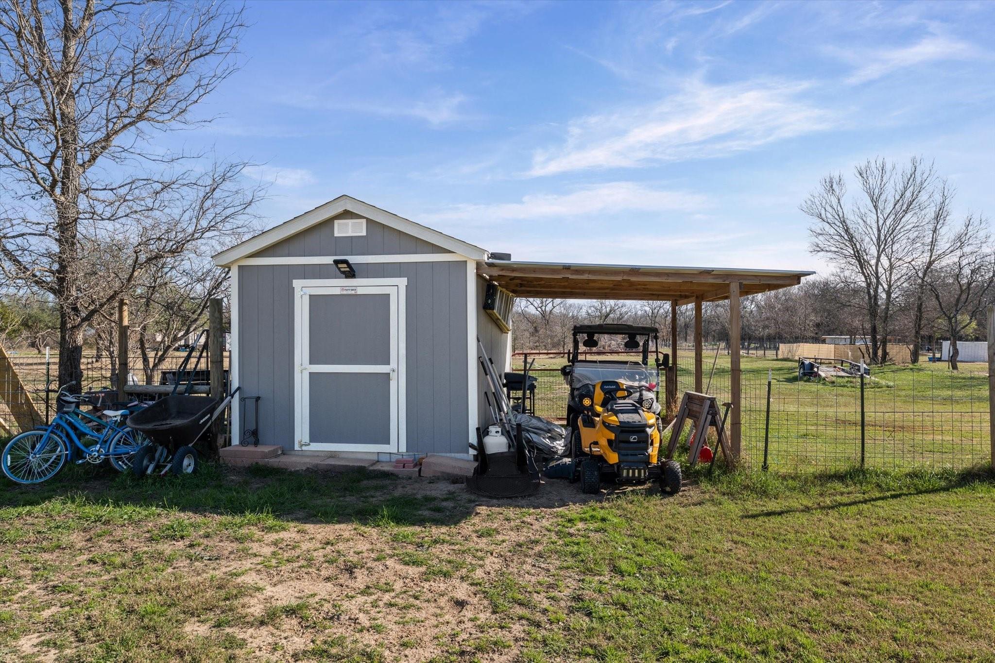 main property photo 19